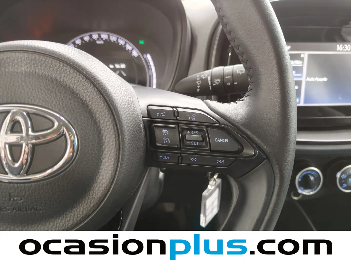 Foto Toyota Aygo X Cross Toyota Aygo X Cross 1.0 VVT-I Play  (72 CV)