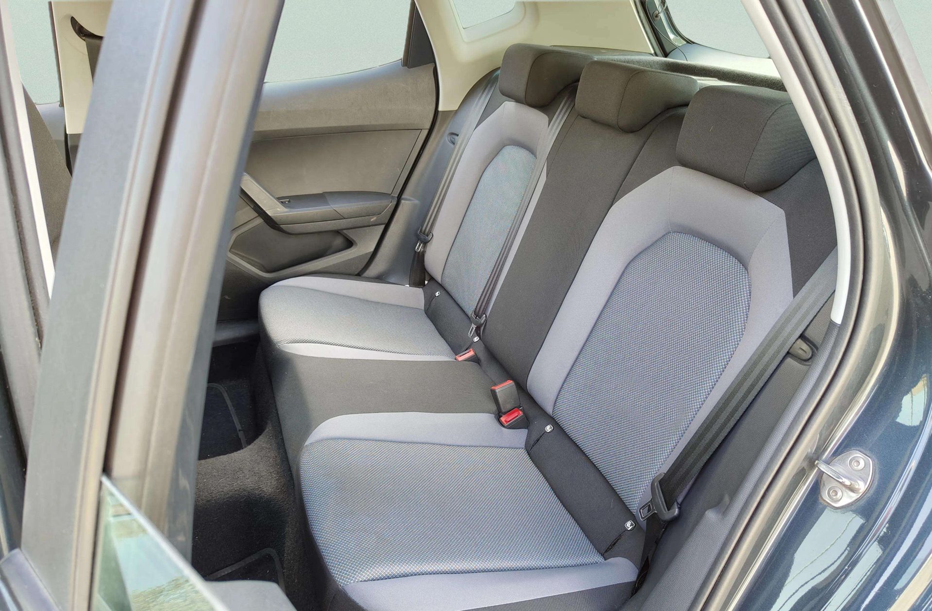 SEAT Arona 1.6 TDI Style - foto 10