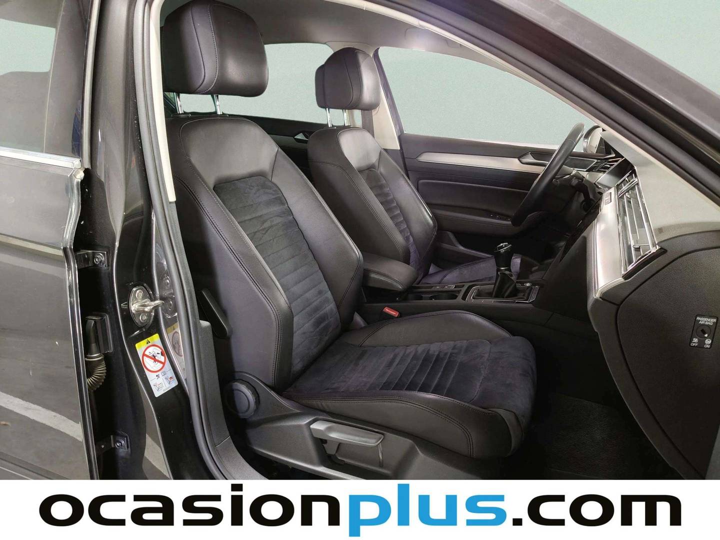 Volkswagen Passat Volkswagen Passat Sport 1.5 TSI (150 CV) seminuevo