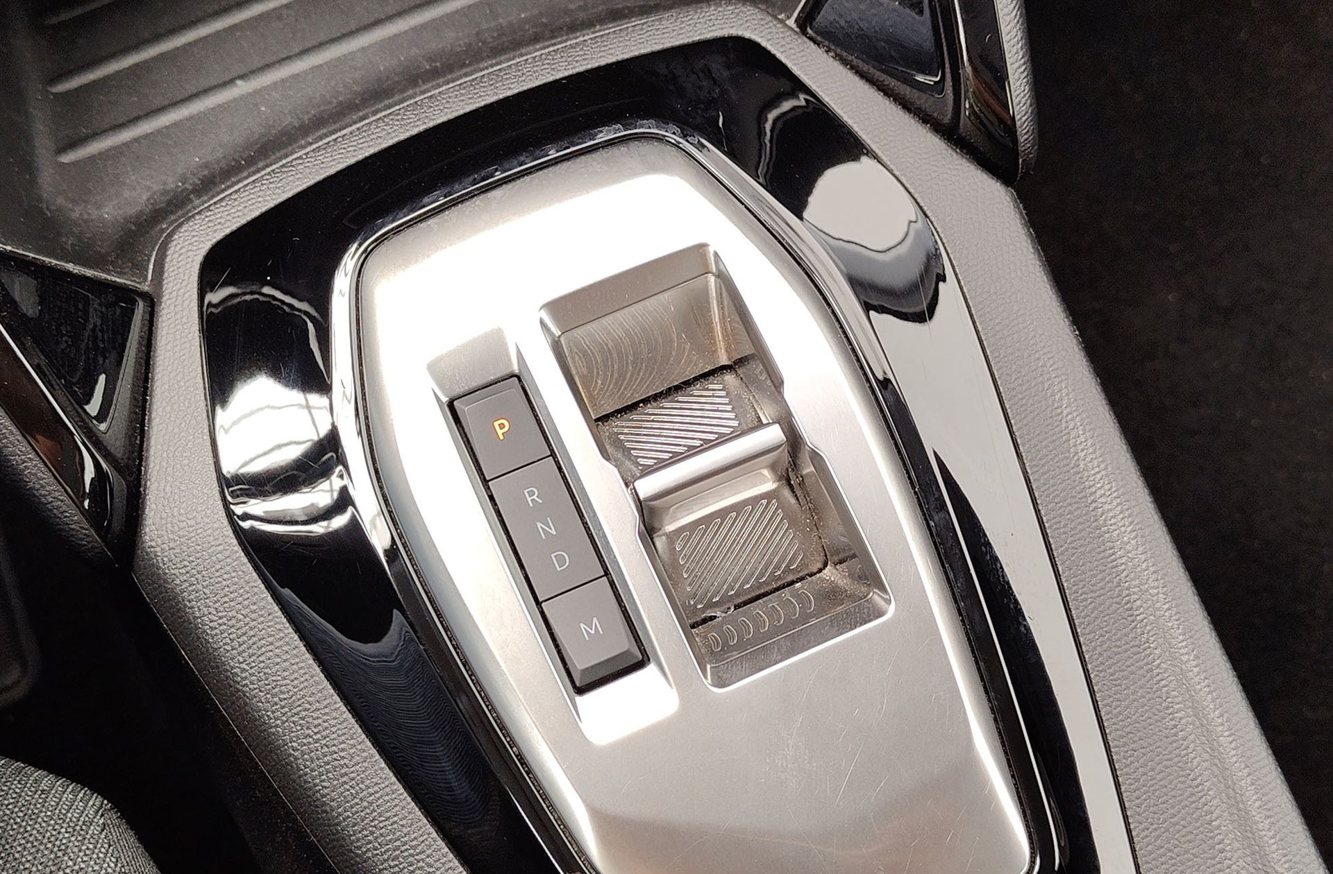 Peugeot 208 Style Hybrid 110 eDCS6 - foto 5