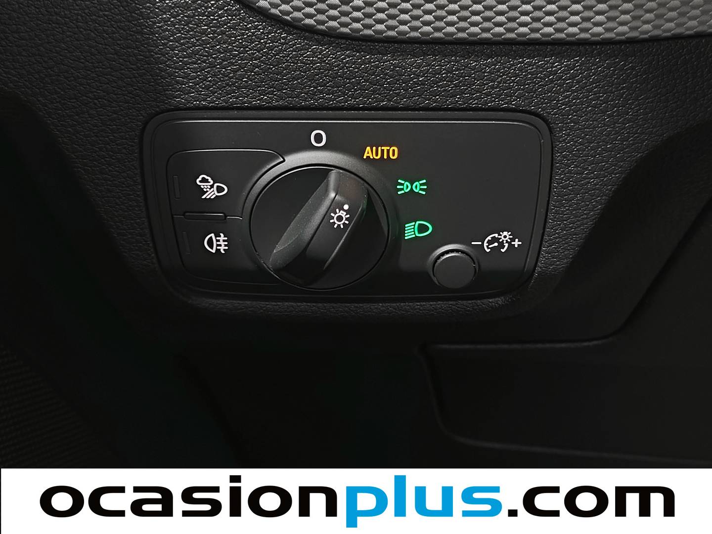 Acabados Audi Q2 Audi Q2 Advanced 30 TFSI (110 CV)