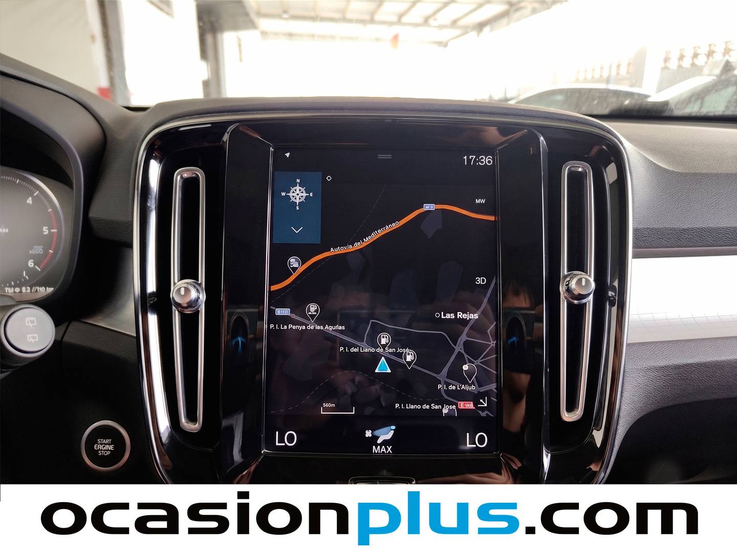 Extras y acabados del Volvo XC40 Volvo XC40 D3 Business Plus (150 CV)