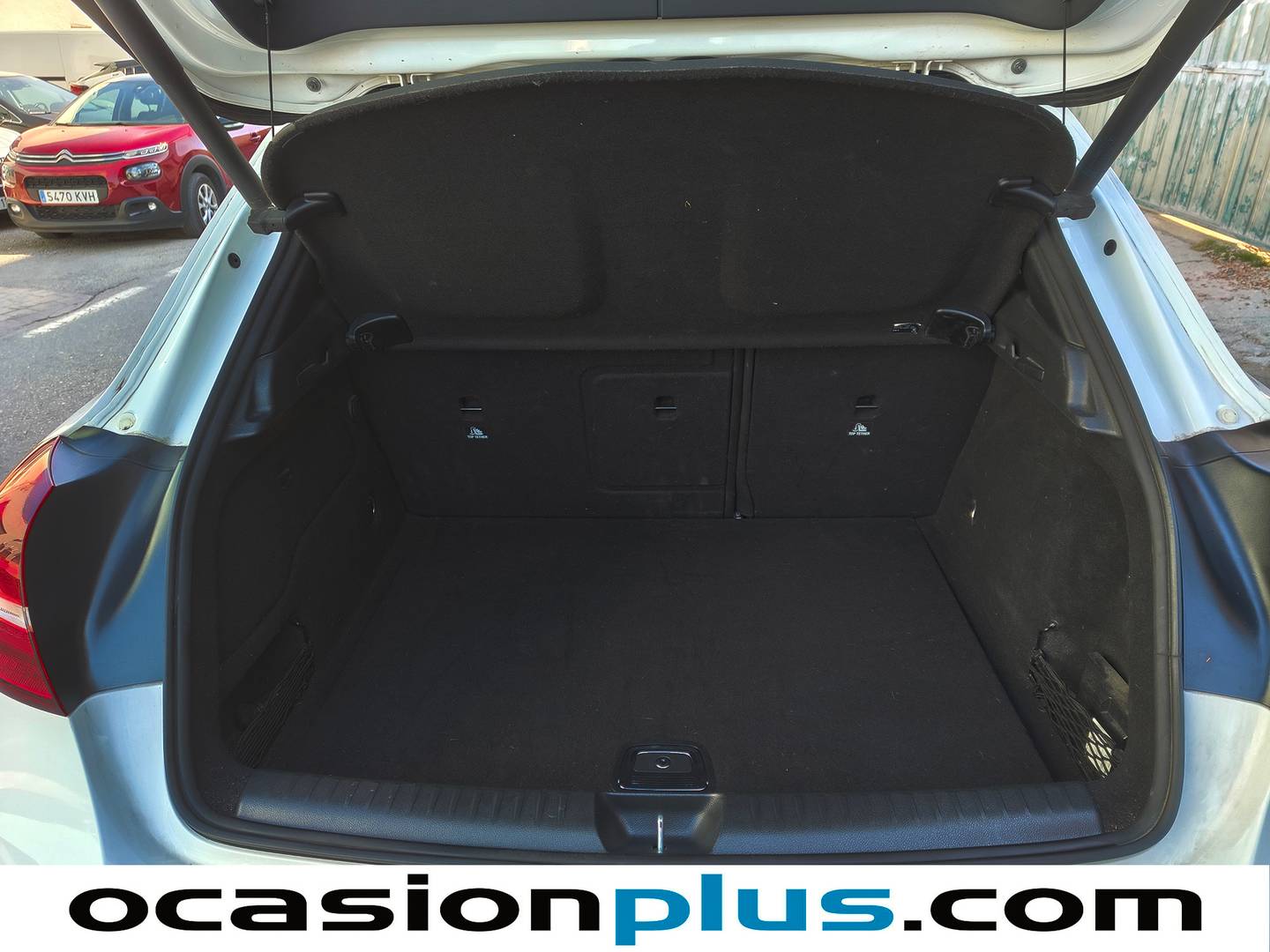 Fotos maletero Mercedes GLA Mercedes-Benz GLA 200 d (136 CV) Pack AMG