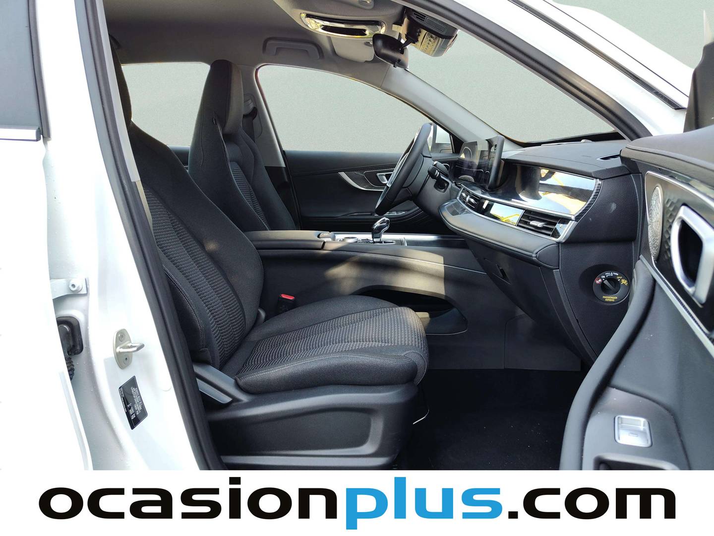 EBRO S700 EBRO S700 1.6 TGDI Comfort DCT  (147 CV) 2026