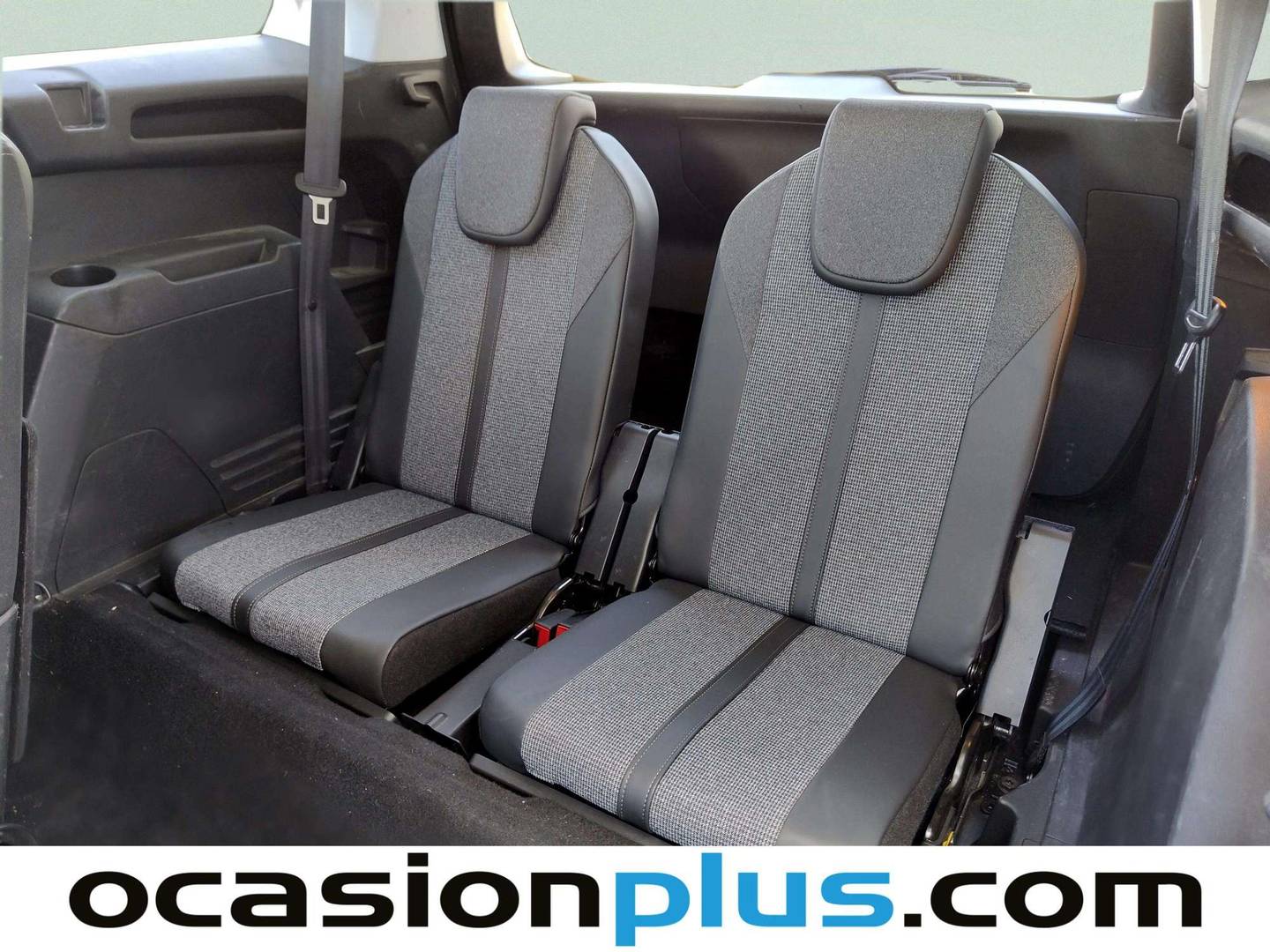 Peugeot 5008 Peugeot 5008 PureTech 130 S&S Allure (130 CV) 7 Plazas de ocasión
