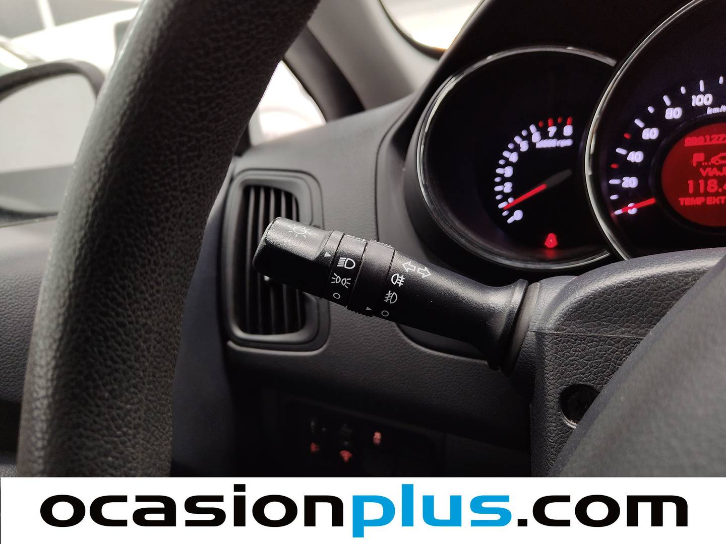 Extras y acabados del KIA Rio KIA Rio 1.2 CVVT Drive (84 CV)