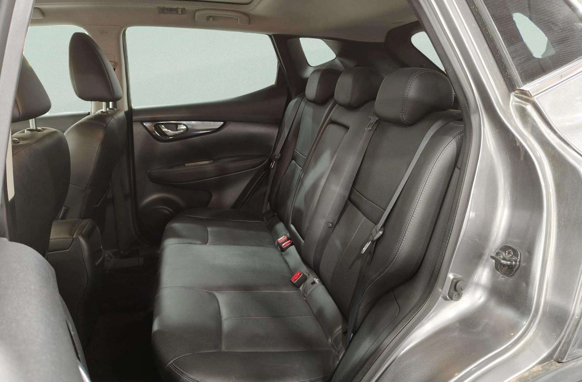 Nissan Qashqai dCi 130 Tekna 4x2 XTronic - foto 17
