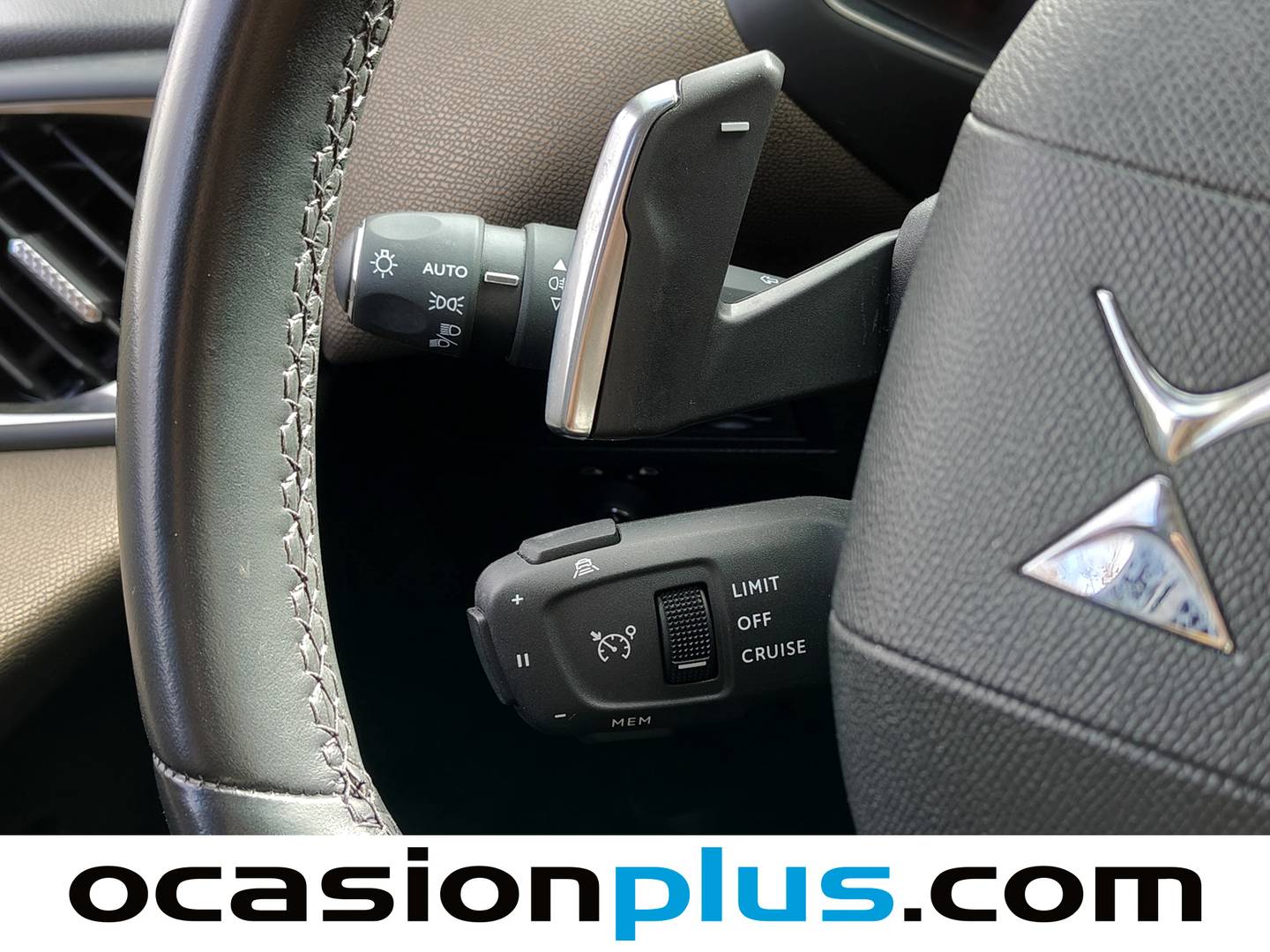 Foto DS DS 3 Crossback DS DS3 BlueHDi (131 CV) Auto SO CHIC