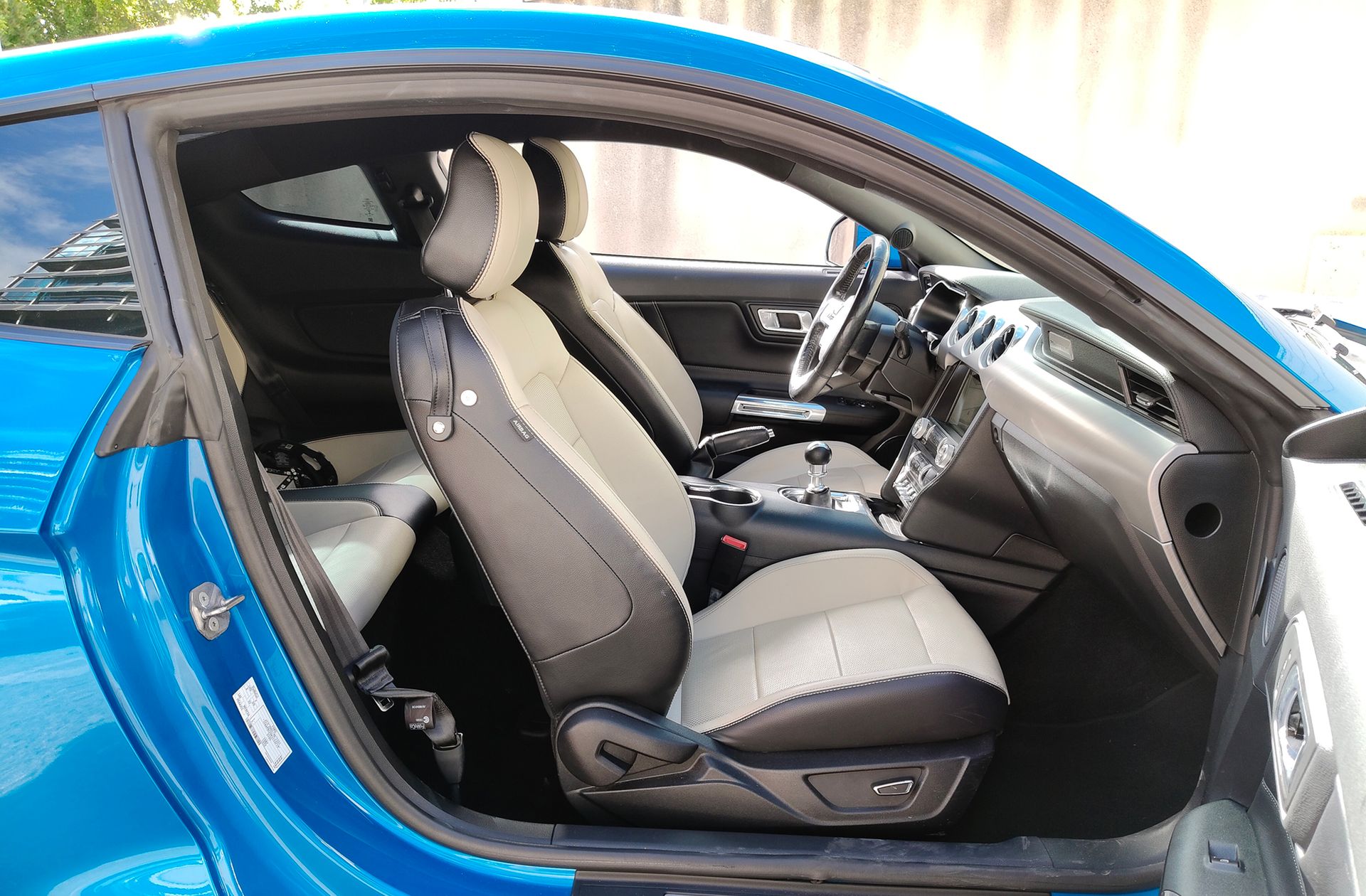 Ford Mustang 5.0 Ti-VCT V8 Mustang GT Fastback - foto 20
