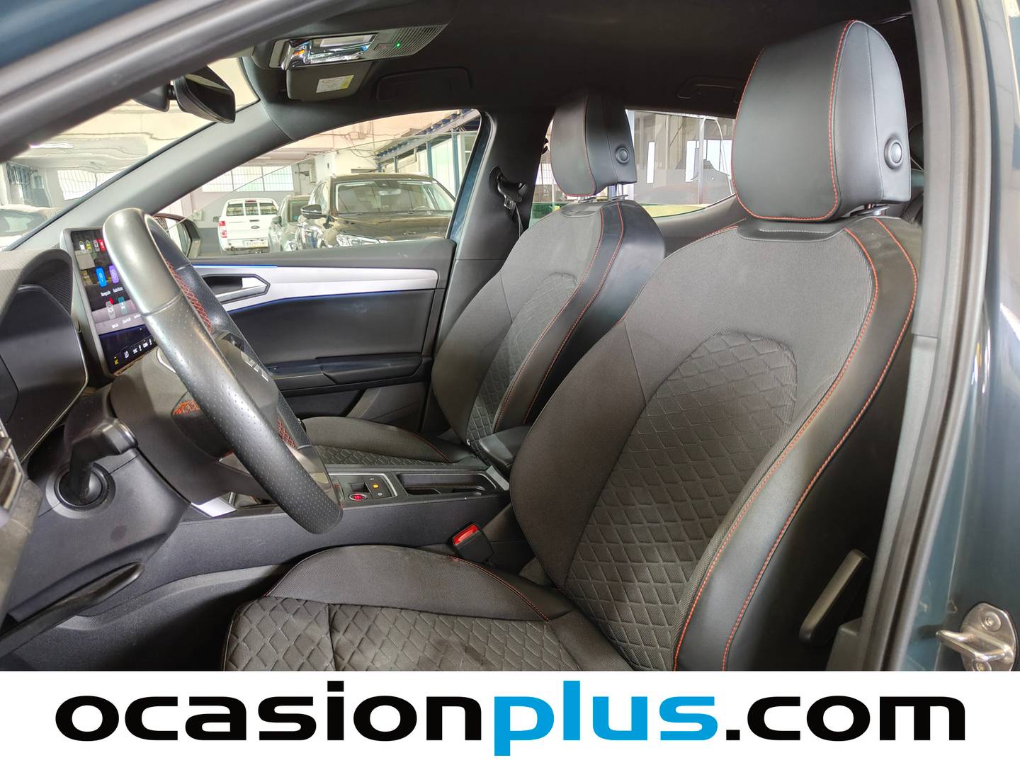 Foto asientos delanteros Seat León Seat León 1.5 TSI S&S FR 25 Aniversario (116 CV)