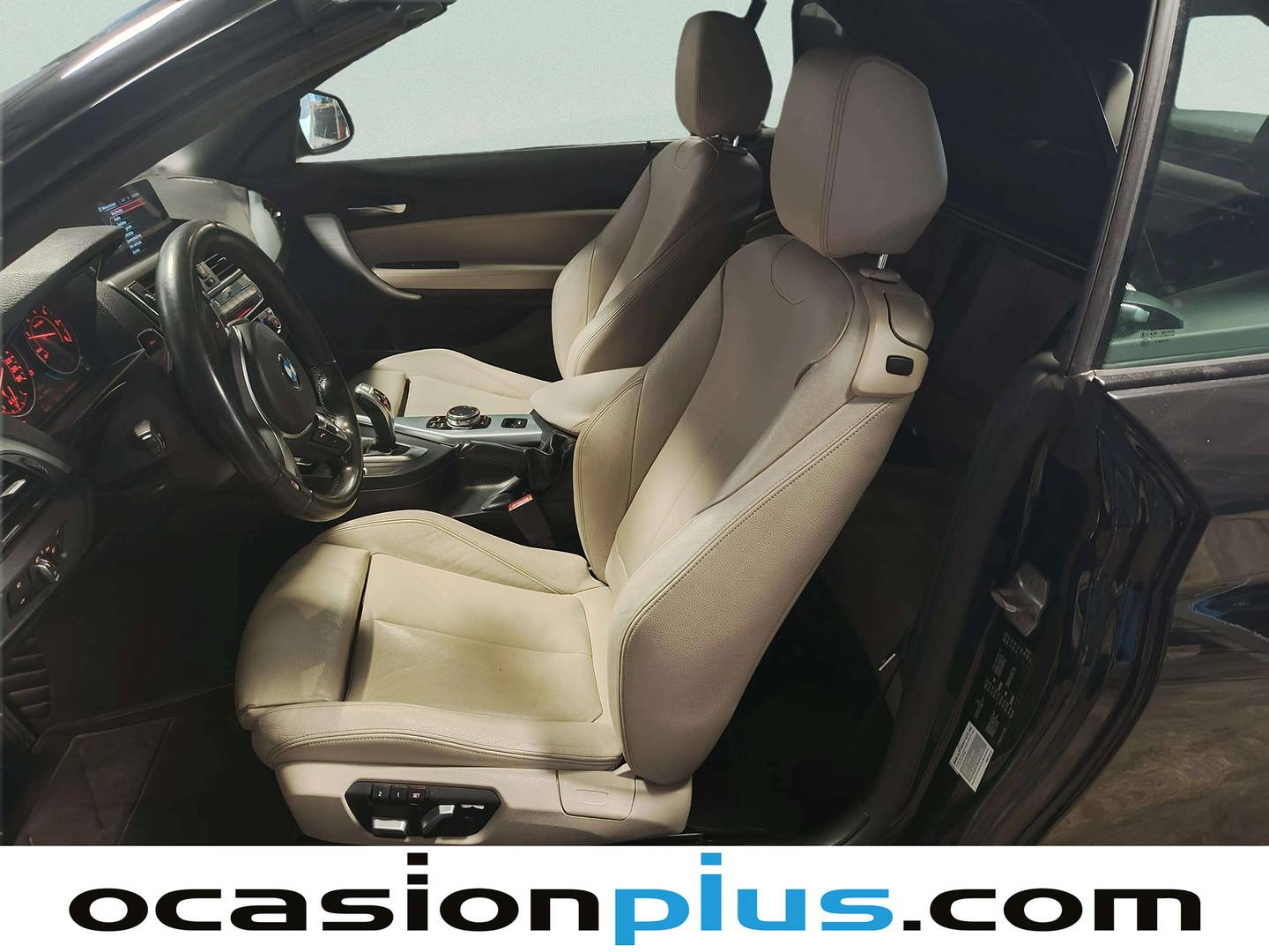 Foto asientos delanteros BMW Serie 2 BMW Serie 2 220d Cabrio (190 CV)