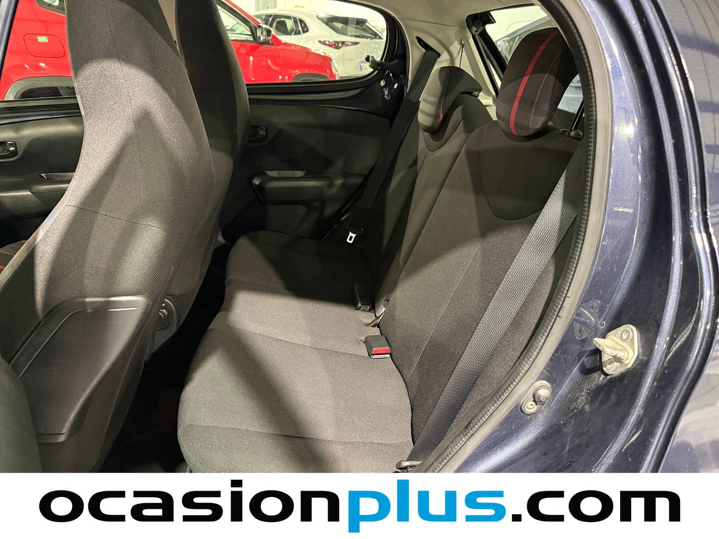 Foto asientos traseros Peugeot 108 Peugeot 108 1.2 PureTech Active (82 CV)