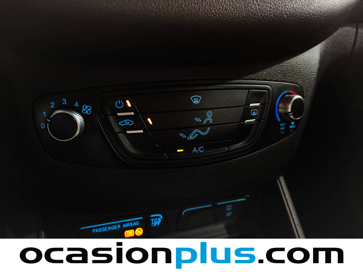 Equipamiento del Ford Tourneo Courier Ford Tourneo Courier 1.0 EcoBoost Ambiente (100 CV)