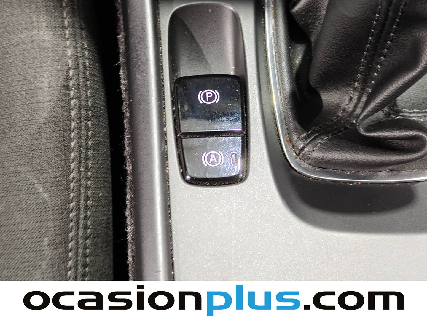 Foto Volvo XC40 Volvo XC40 T3 (156 CV)