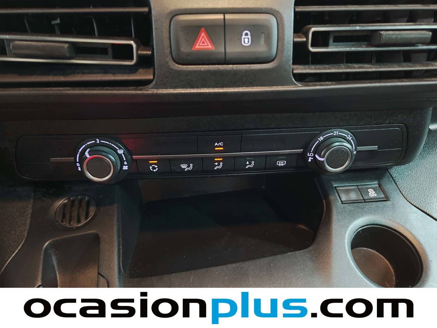 Foto Opel Combo Life Opel Combo Life 1.2 Turbo S&S Innovation L  (110 CV)