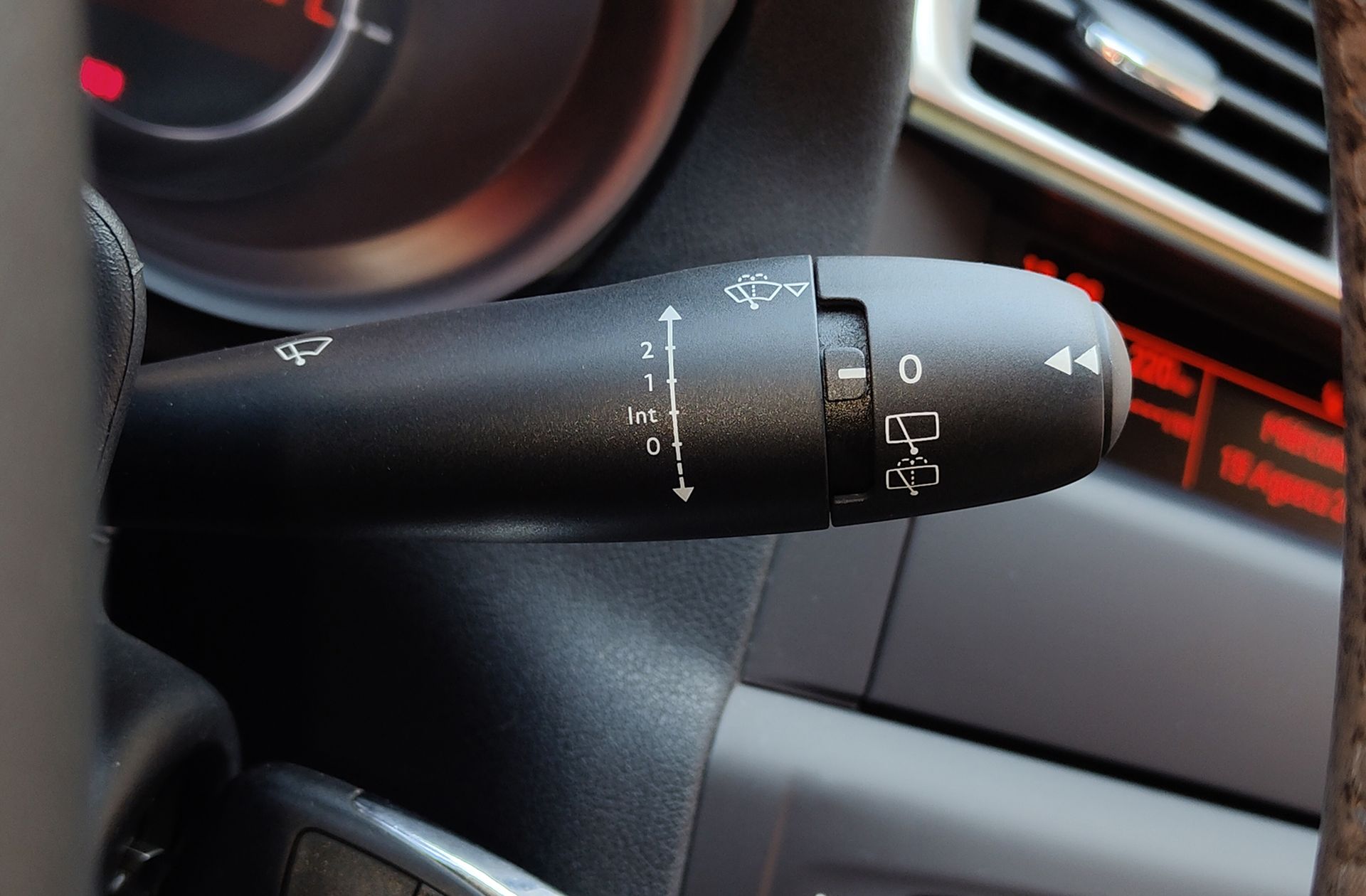 Citroën C4 1.6 HDi Tonic - foto 23