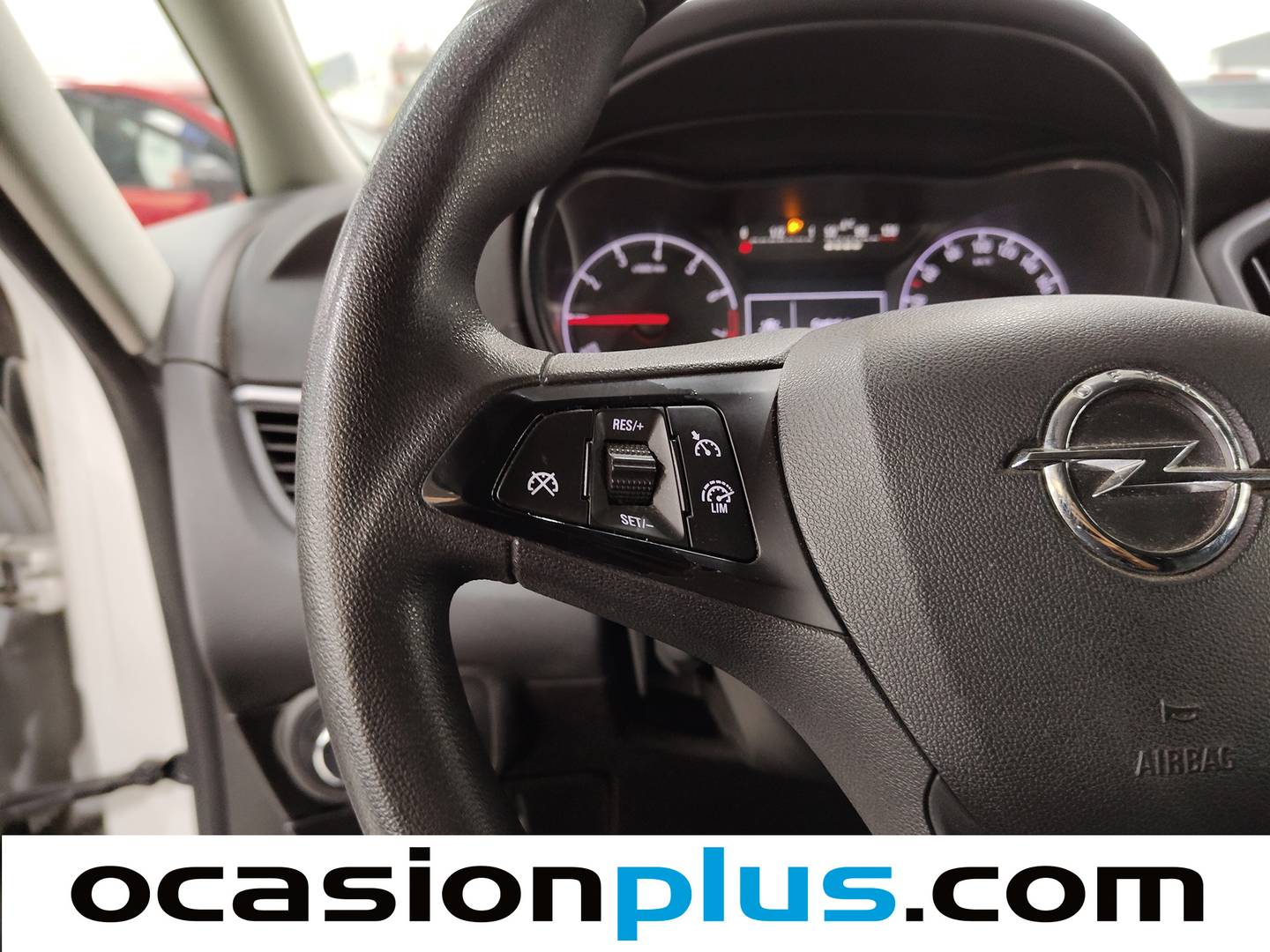 Equipamiento del Opel Zafira Opel Zafira 1.4 Turbo S&S Expression (120 CV) 7 Plazas