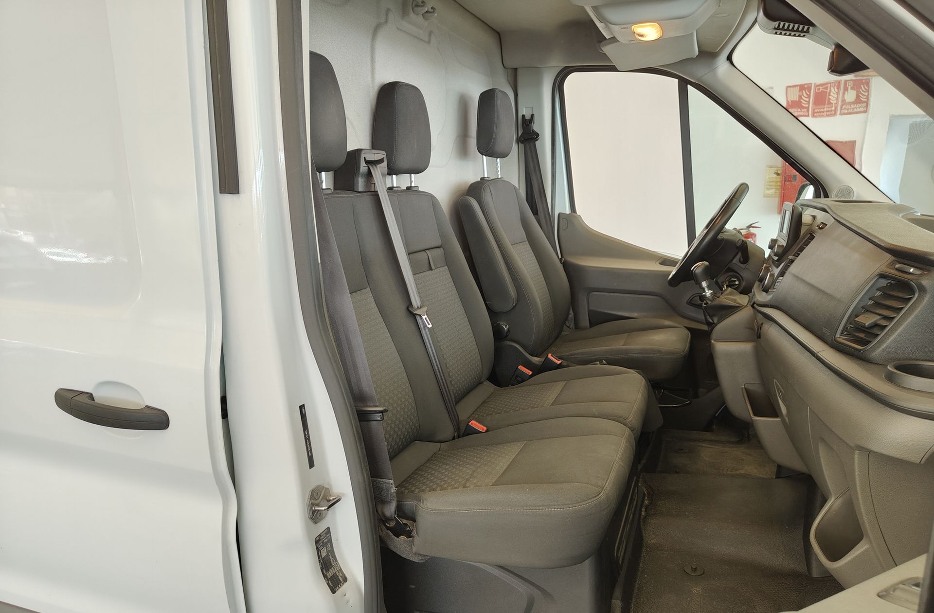 Ford Transit 350 L3H2 Trend - foto 15