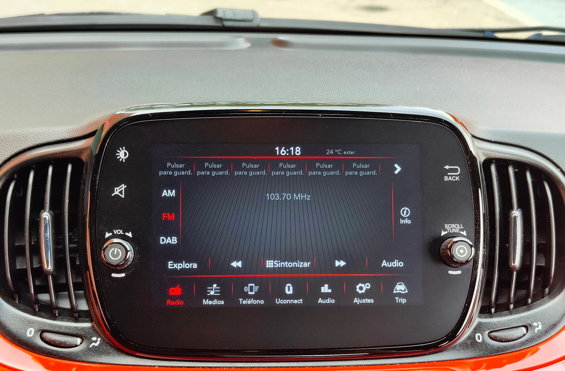 Fiat 500 1.0 Hybrid Monotrim - foto 24
