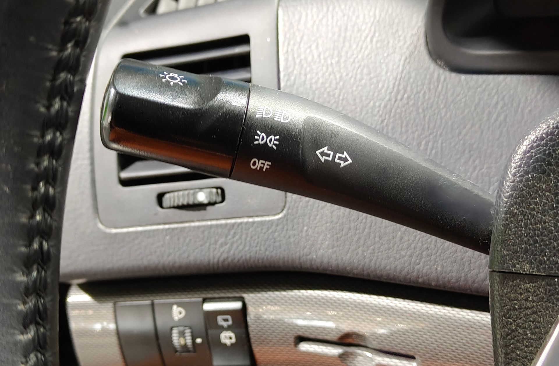 SsangYong Rodius 2.0 e-Xdi Premium 7 plazas - foto 23