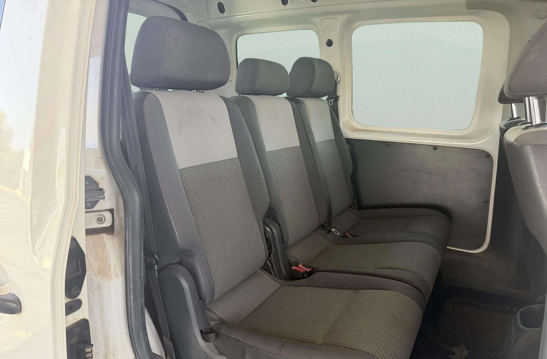 Volkswagen Caddy Kombi 1.6 TDI - foto 11