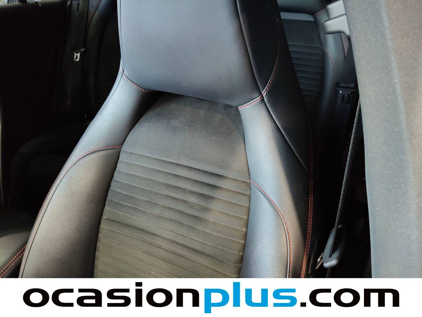 Extras del Mercedes CLA Mercedes-Benz CLA CLA 200 d (136 CV) Pack AMG