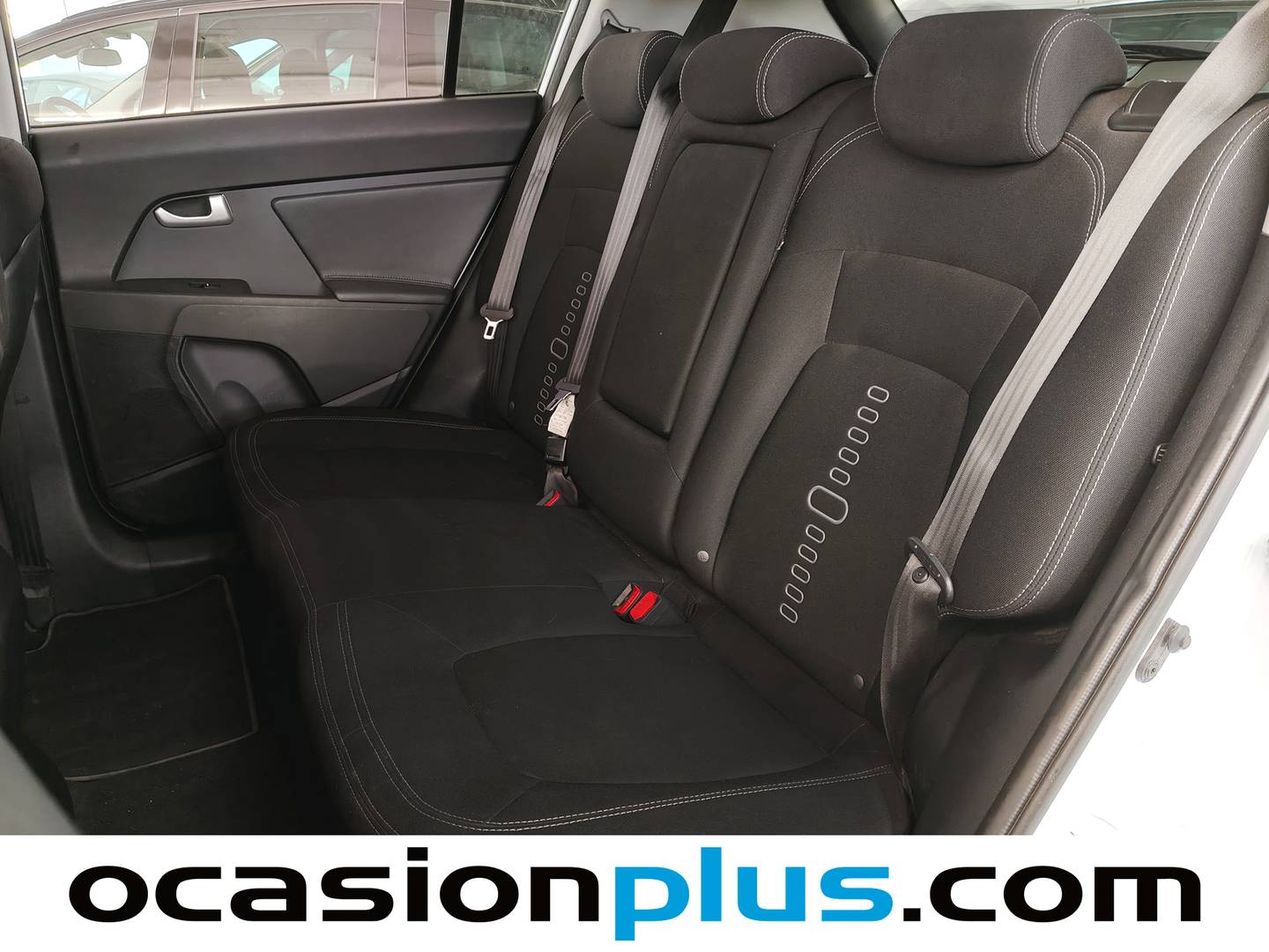 Foto asientos traseros KIA Sportage KIA Sportage 1.6 GDI Drive 4x2 (135 CV)