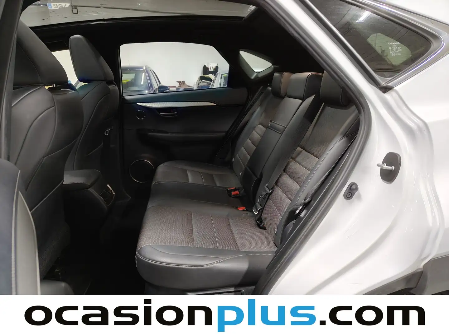 Foto Lexus NX Lexus NX F Sport Panorámico 4WD  (197 CV)