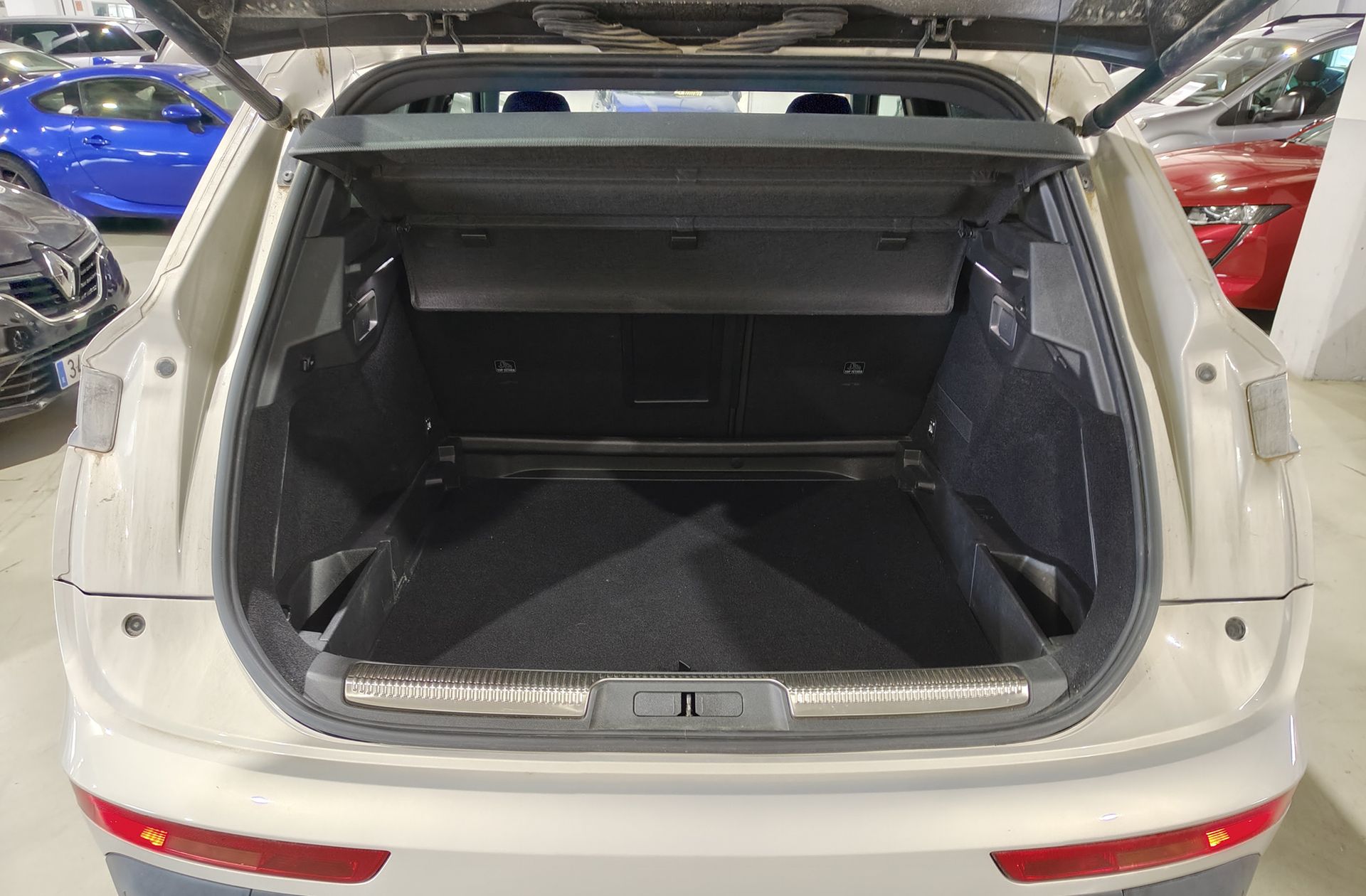 DS DS 7 Crossback PureTech 180 Bastille+ - foto 17