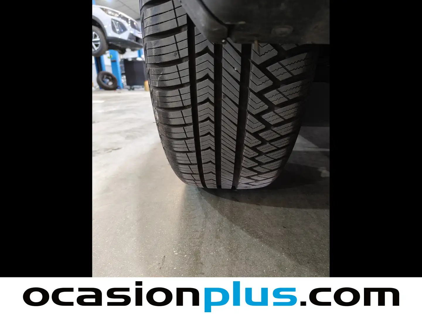 Foto Peugeot 5008 Peugeot 5008 PureTech 130 S&S Allure EAT8 (130 CV) 7 Plazas