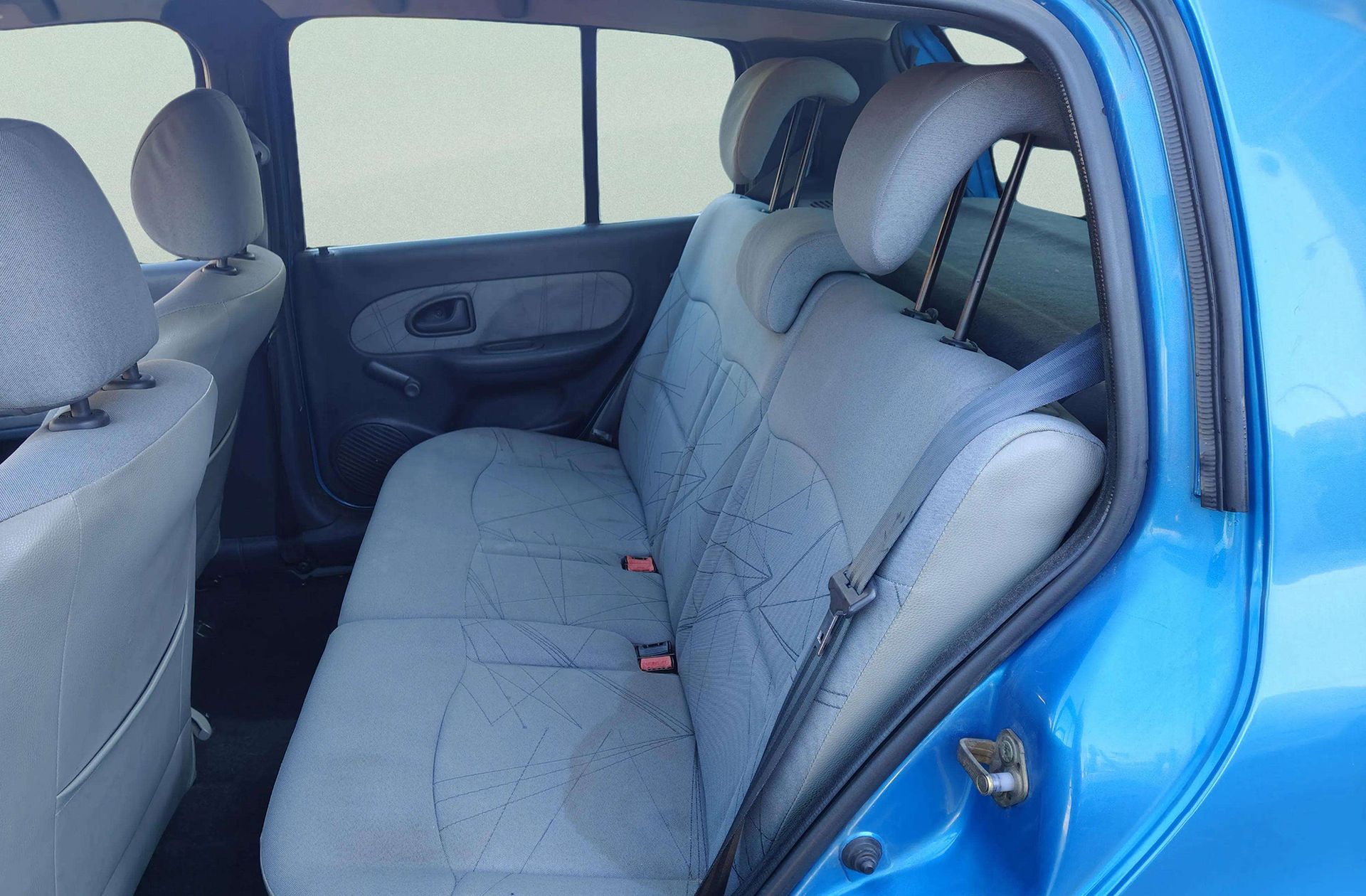 Renault Clio 1.2 RT - foto 9