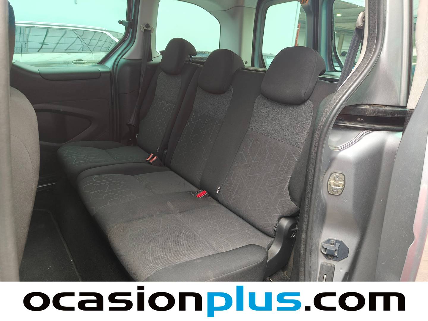 Foto asientos traseros Peugeot Partner Peugeot Partner Tepee Tepee BlueHDi 100 Active (100 CV)