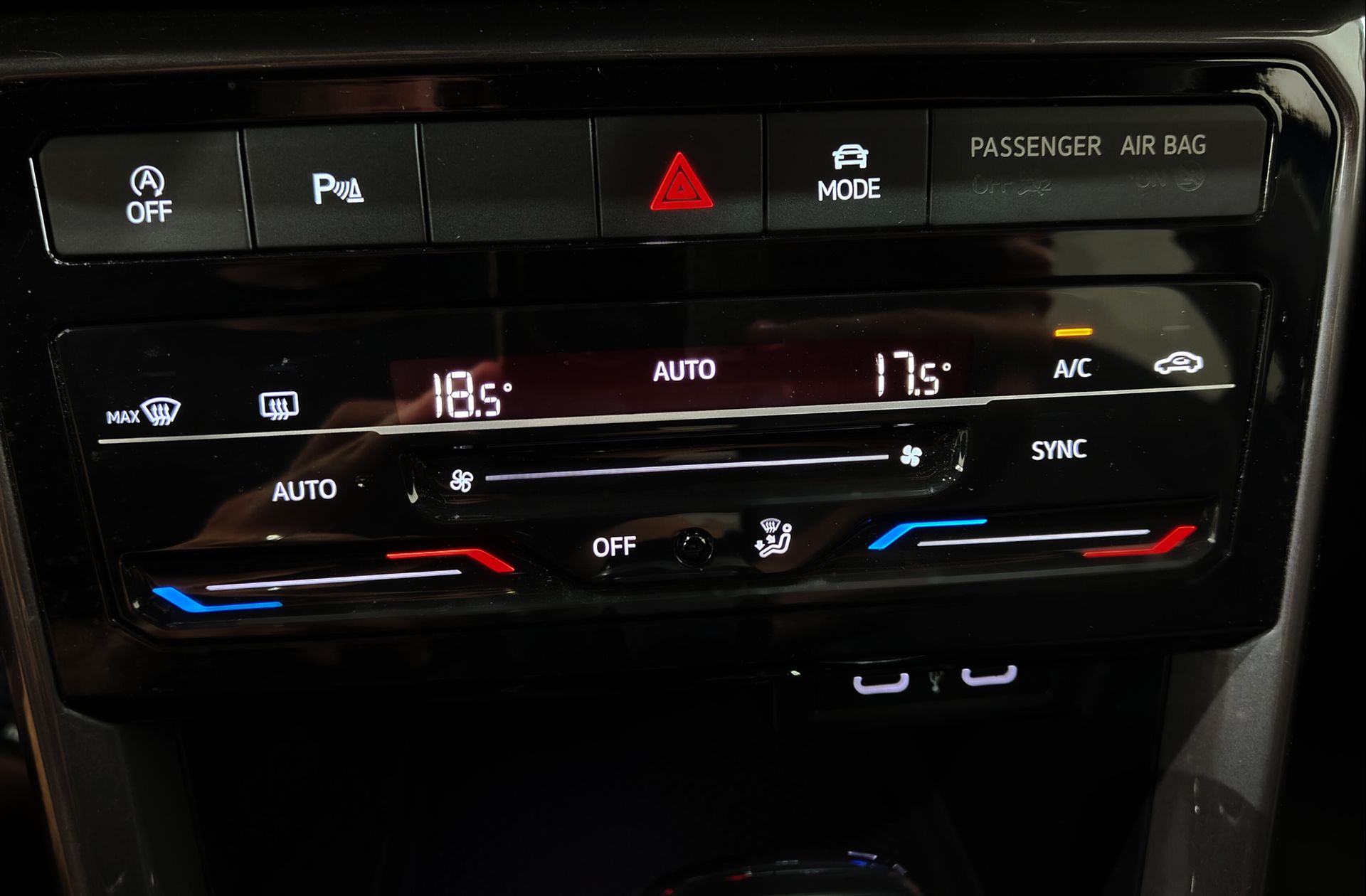 Volkswagen T-Cross Sport 1.5 TSI DSG Paquete R-Line - foto 32