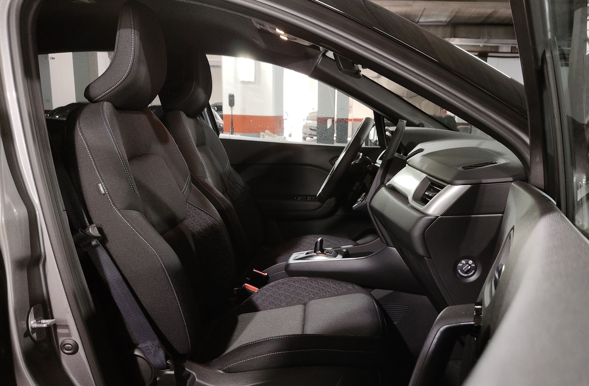 Renault Captur Evolution E-Tech full hybrid - foto 17