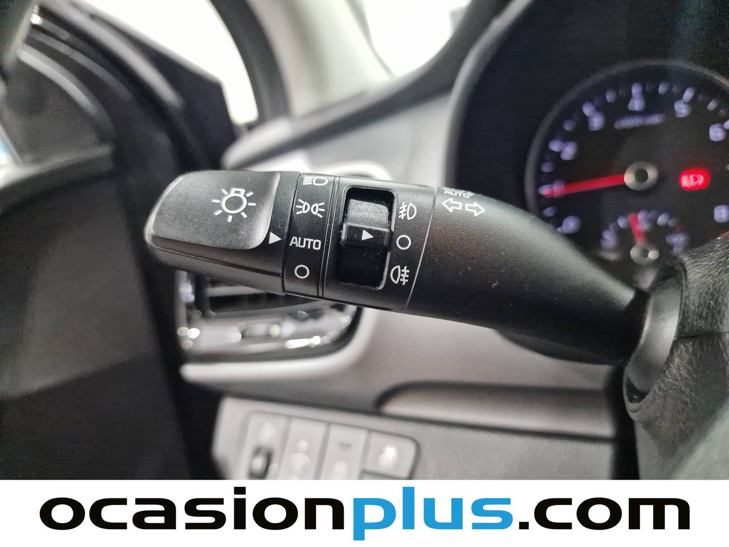 KIA Stonic KIA Stonic 1.0 T-GDi MHEV Drive iMT (100 CV) seminuevo