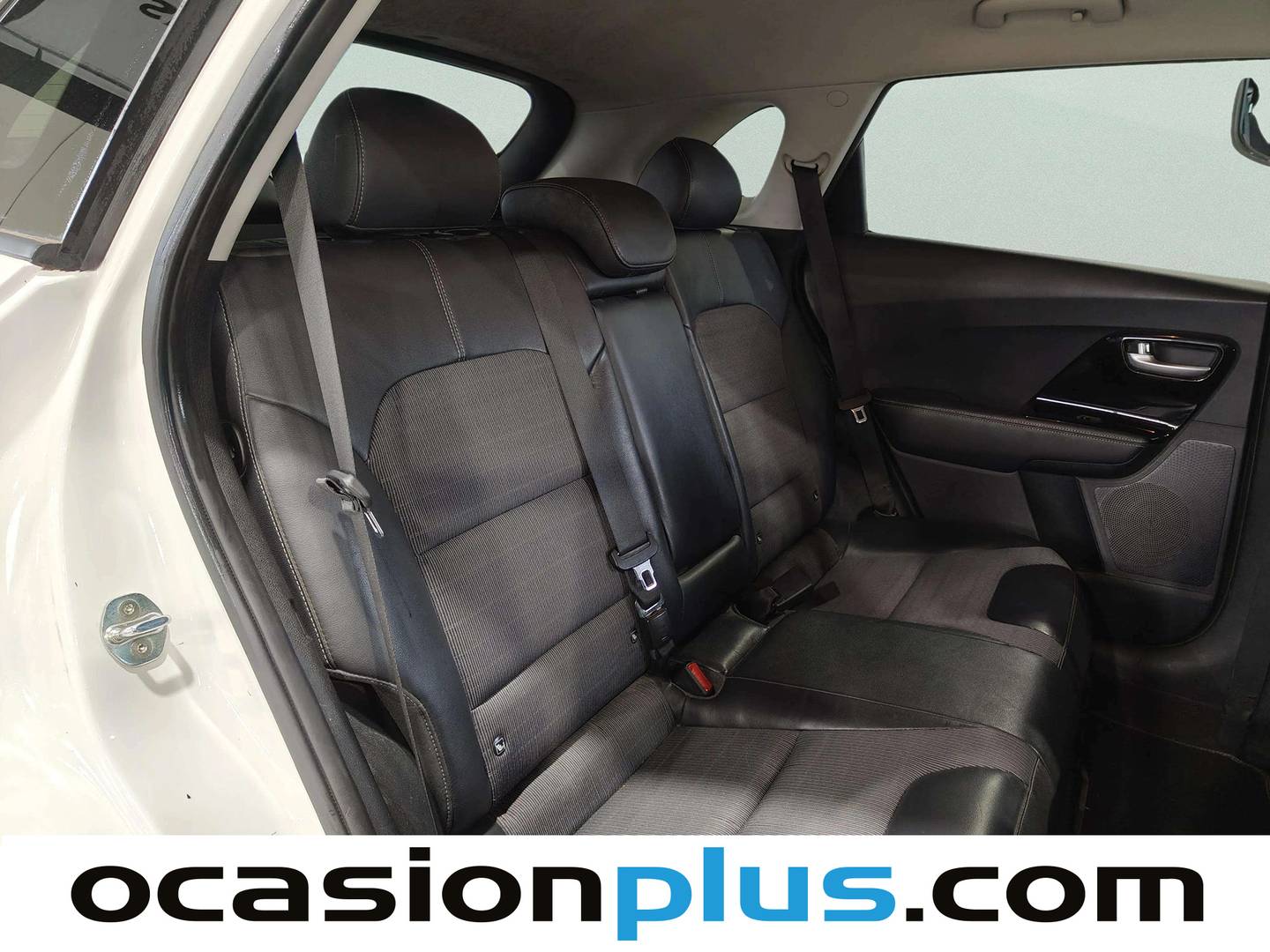 KIA Niro KIA Niro 1.6 GDi HEV Híbrido Emotion (141 CV) al mejor precio