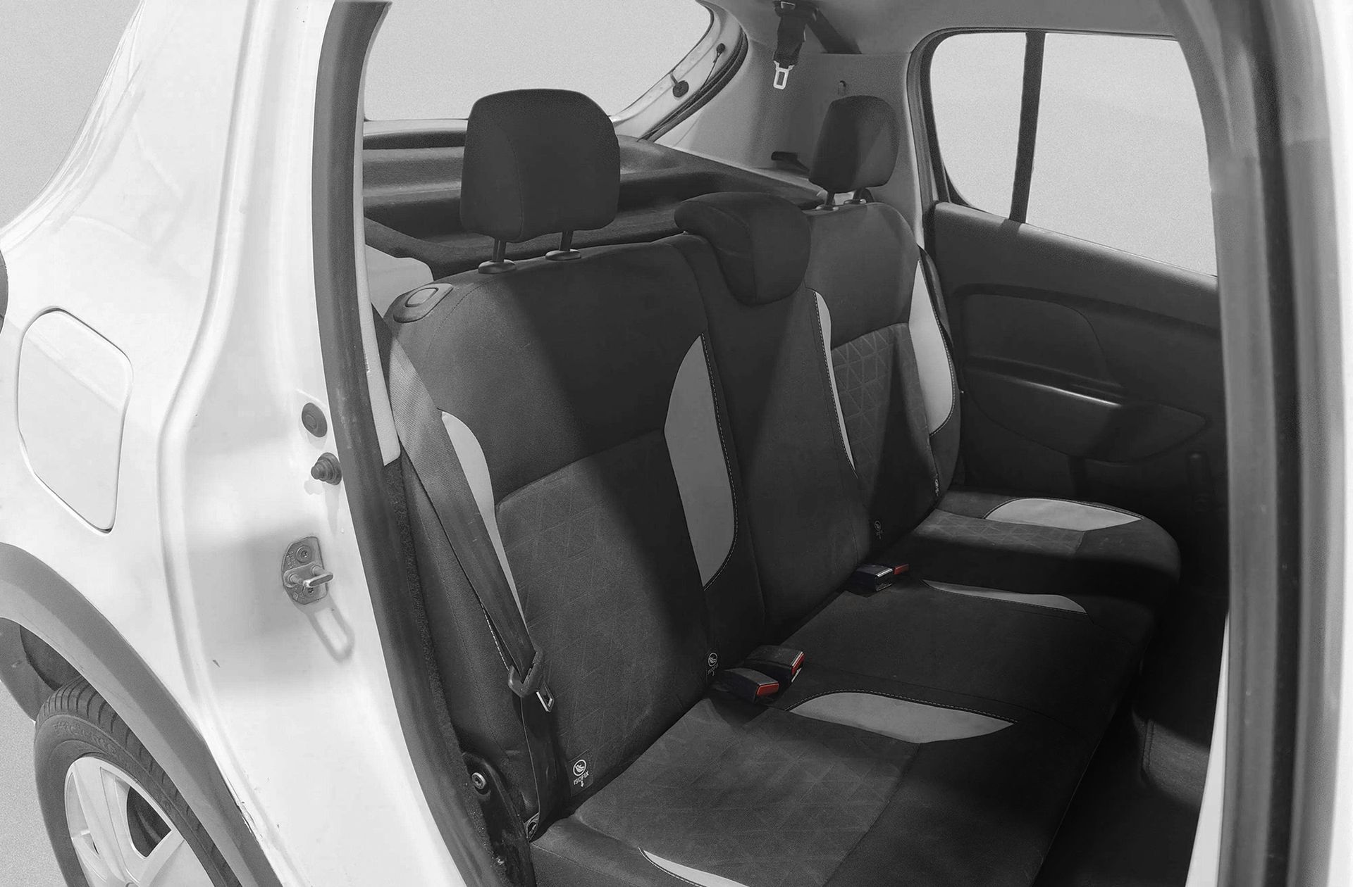 Dacia Sandero dCi 90 Stepway - foto 15