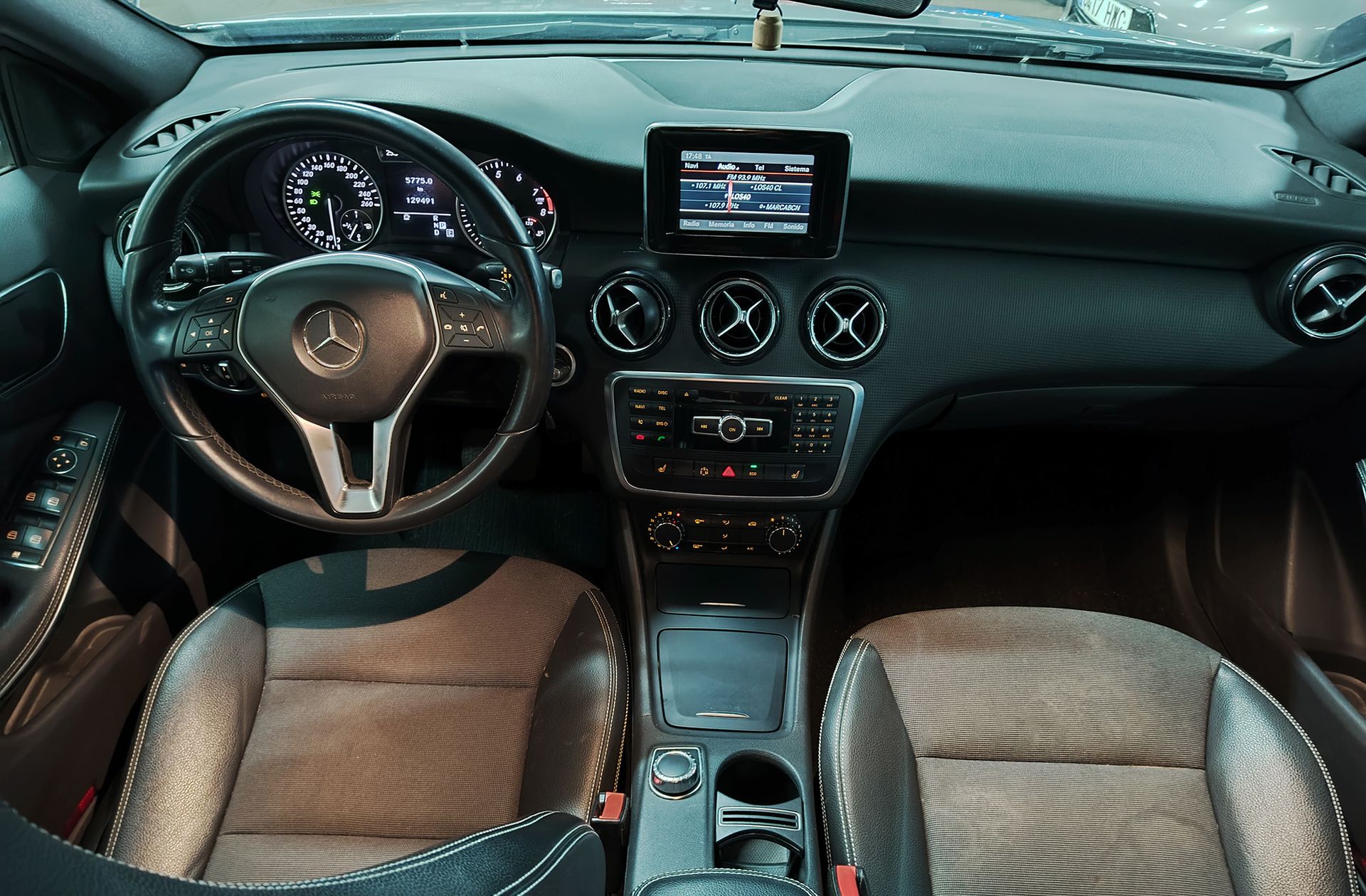 Mercedes-Benz Clase A 180 Style - foto 6