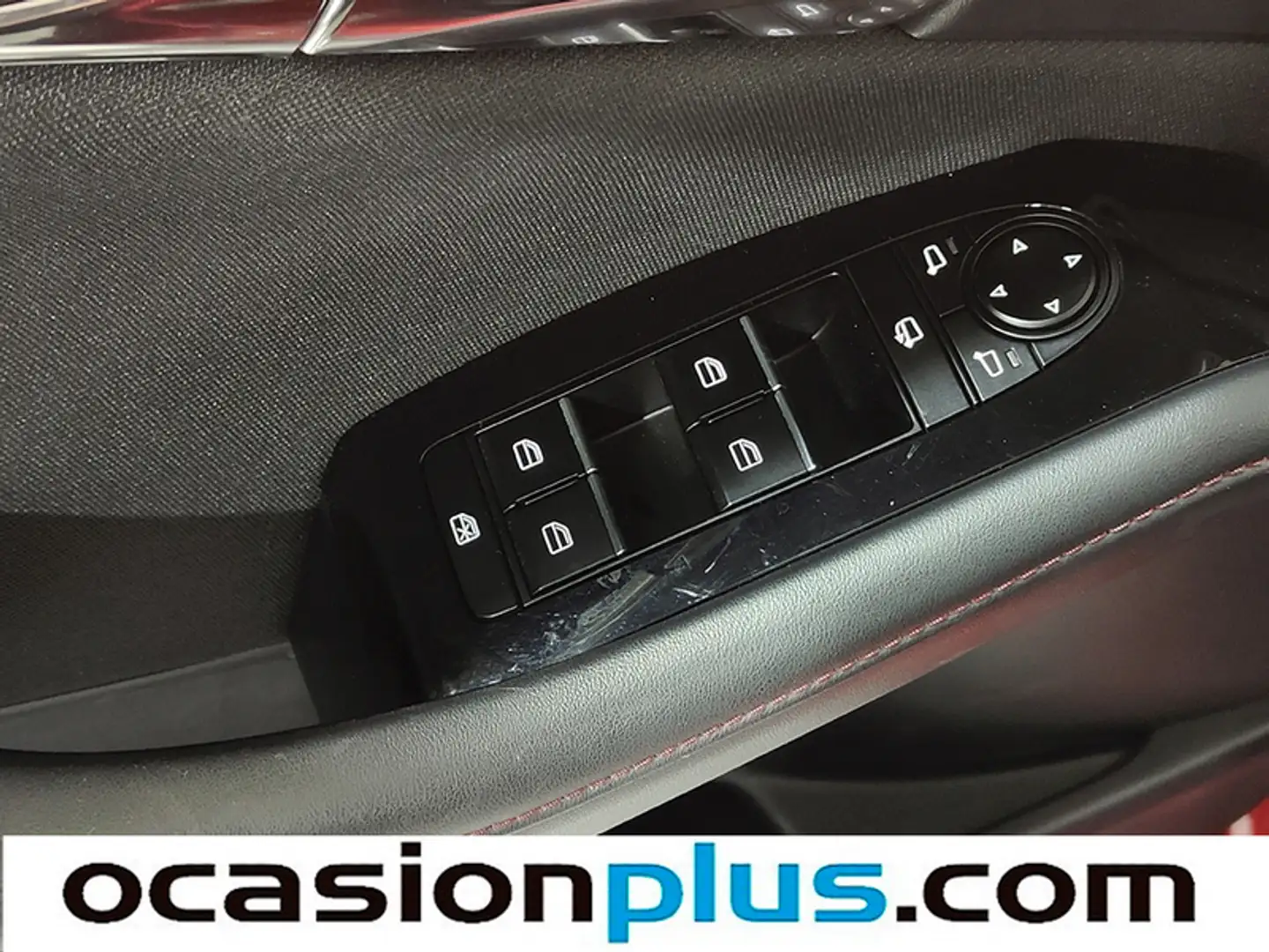 Foto Mazda CX-30 Mazda CX-30 e-SKYACTIV-X Homura 2WD AT (186 CV)