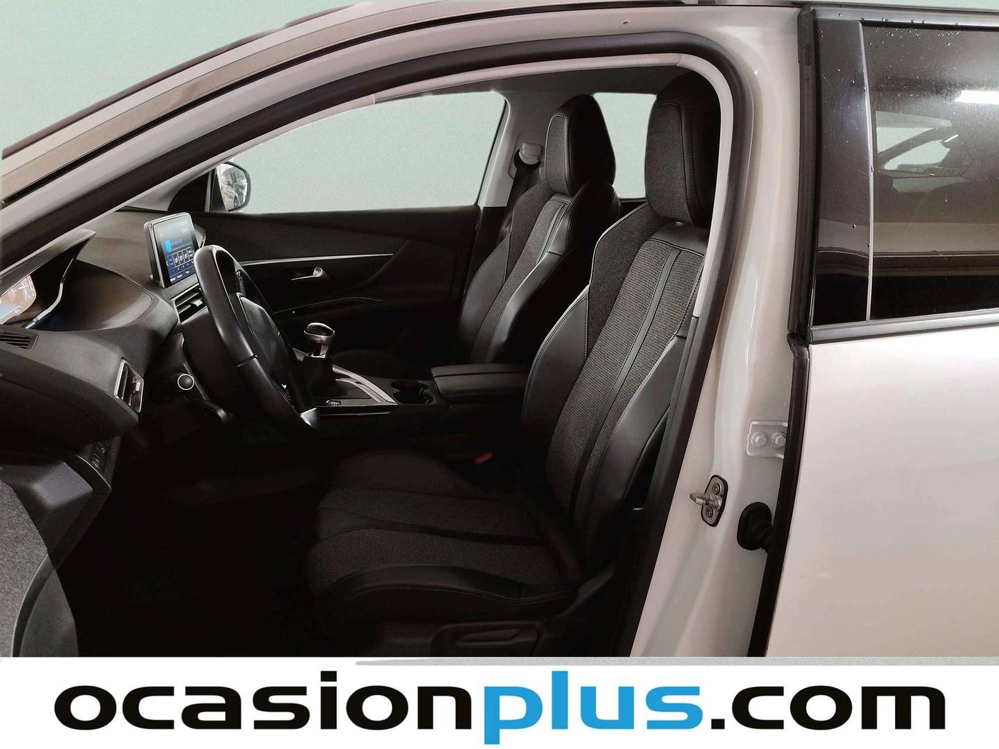 Foto asientos traseros Peugeot 5008 Peugeot 5008 PureTech 130 S&S Allure (130 CV) 7 Plazas