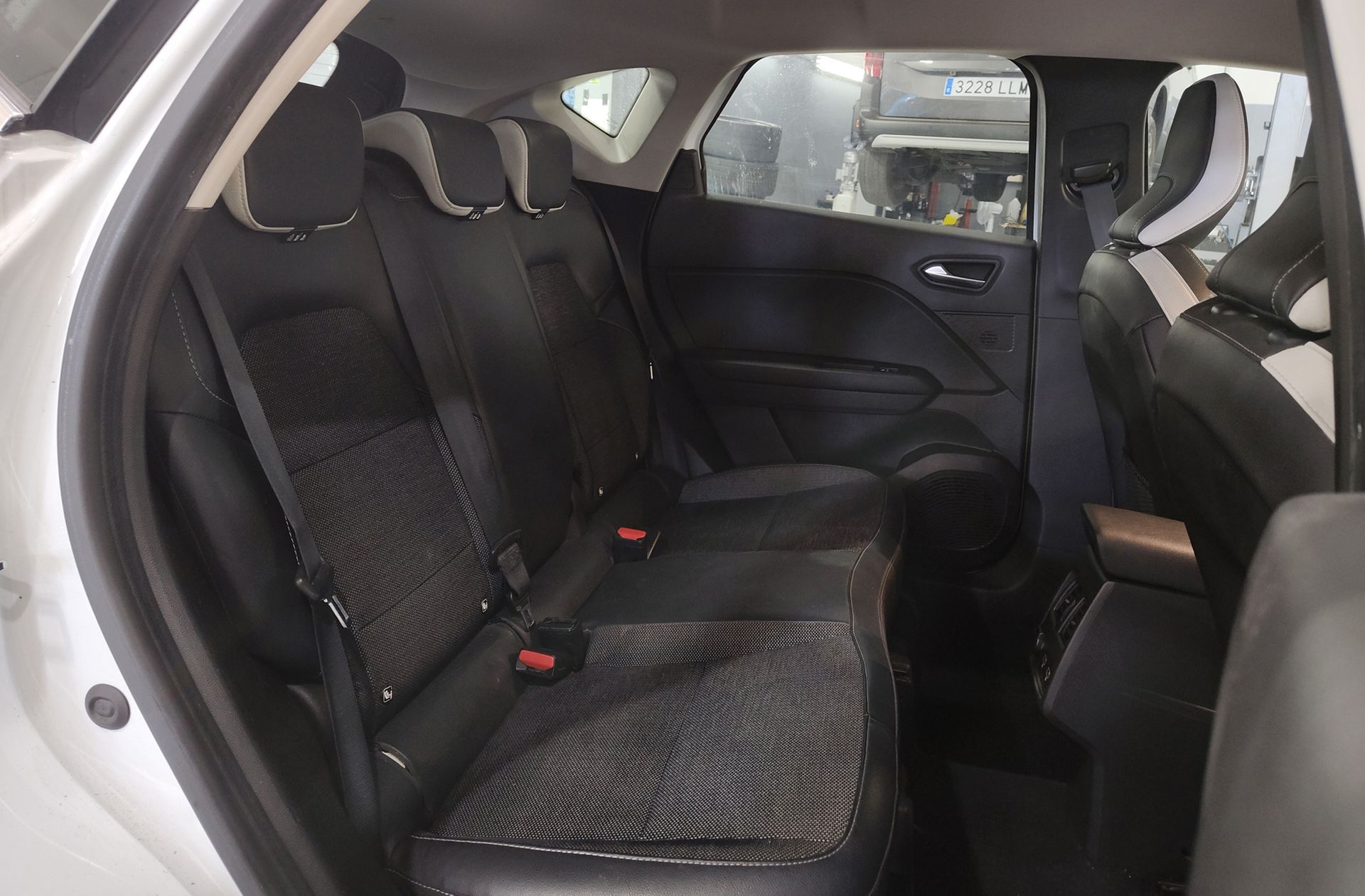 Renault Captur Techno TCe - foto 18