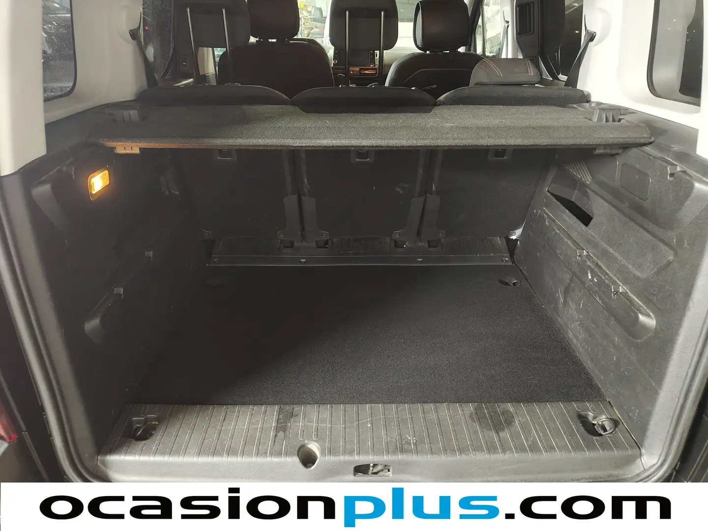 Foto Peugeot Rifter Peugeot Rifter BlueHDi 130 GT Standard (130 CV)