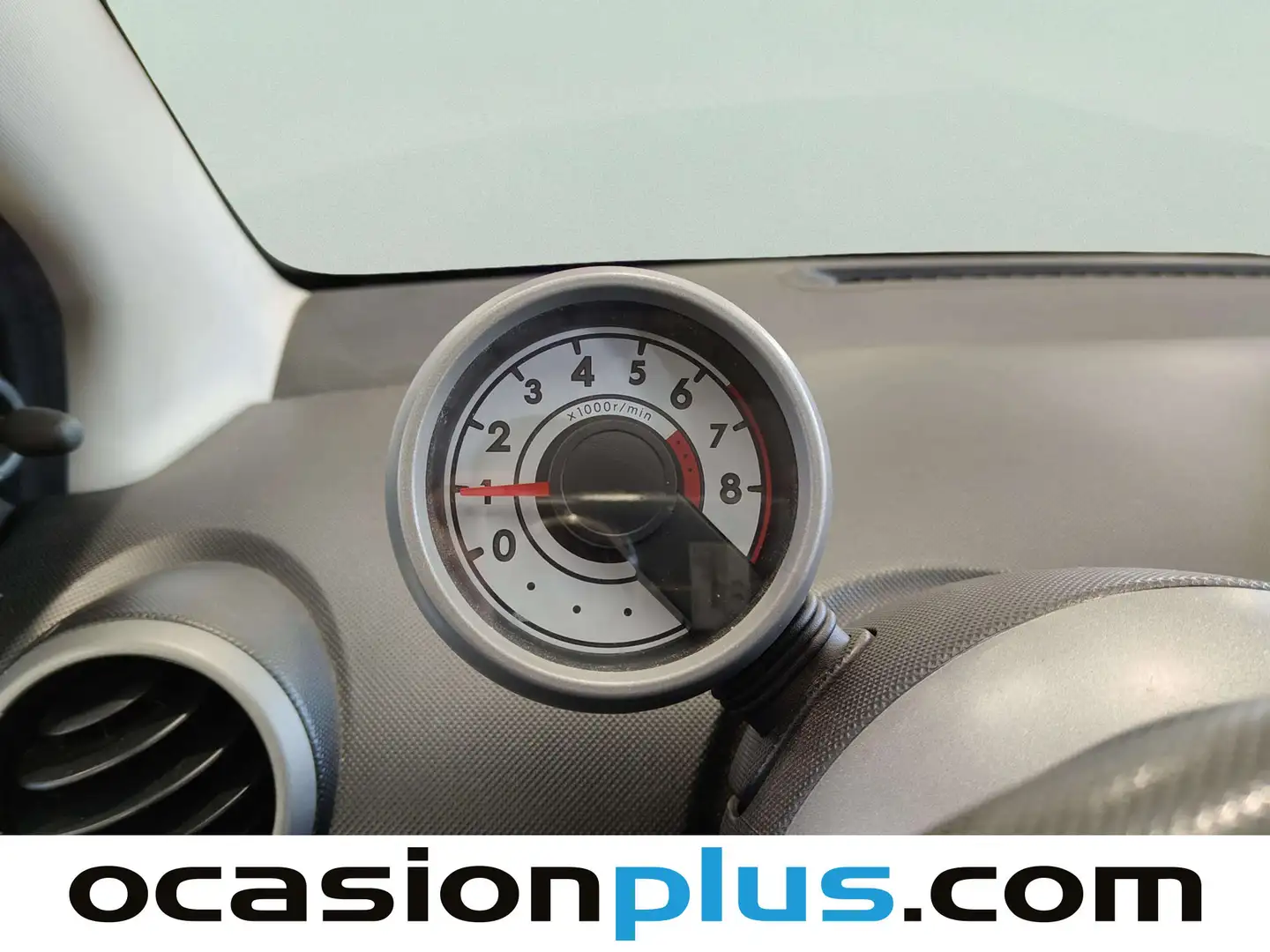 Foto Peugeot 107 Peugeot 107 1.0i Trendy 2 Tronic (68 CV)