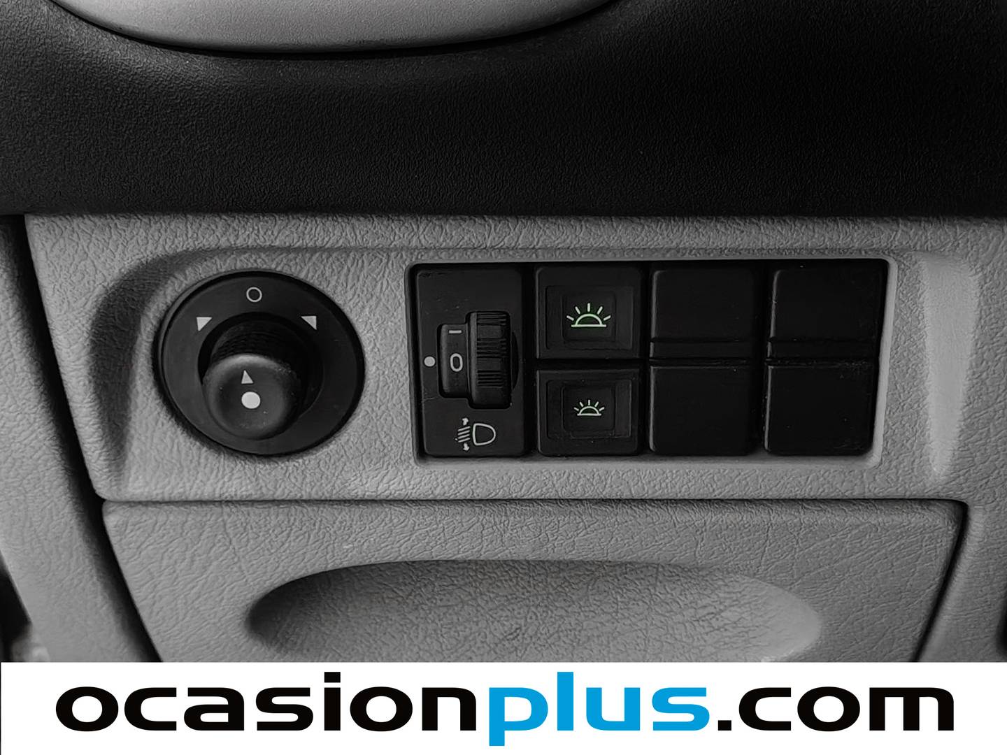 Extras y acabados del Citroën Xsara Picasso Citroën Xsara Picasso 1.6 HDI SX (92 CV)