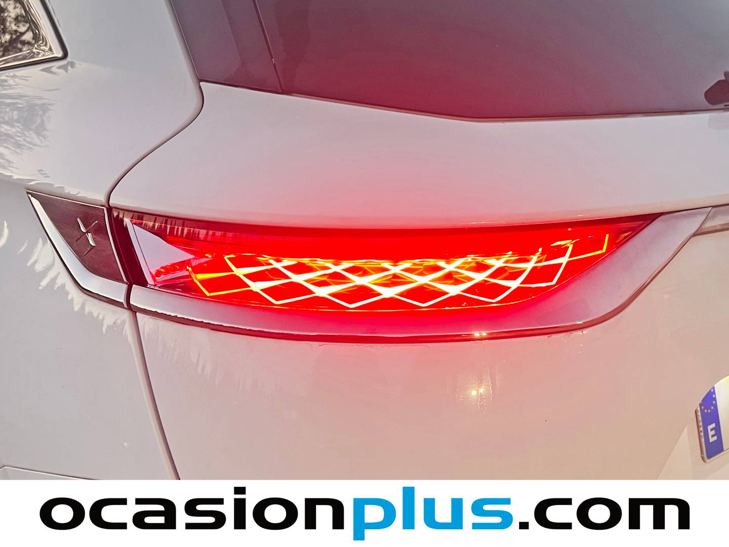 Foto DS DS 7 Crossback DS DS7 Crossback PureTech 130 Bastille+ AT (131 CV)