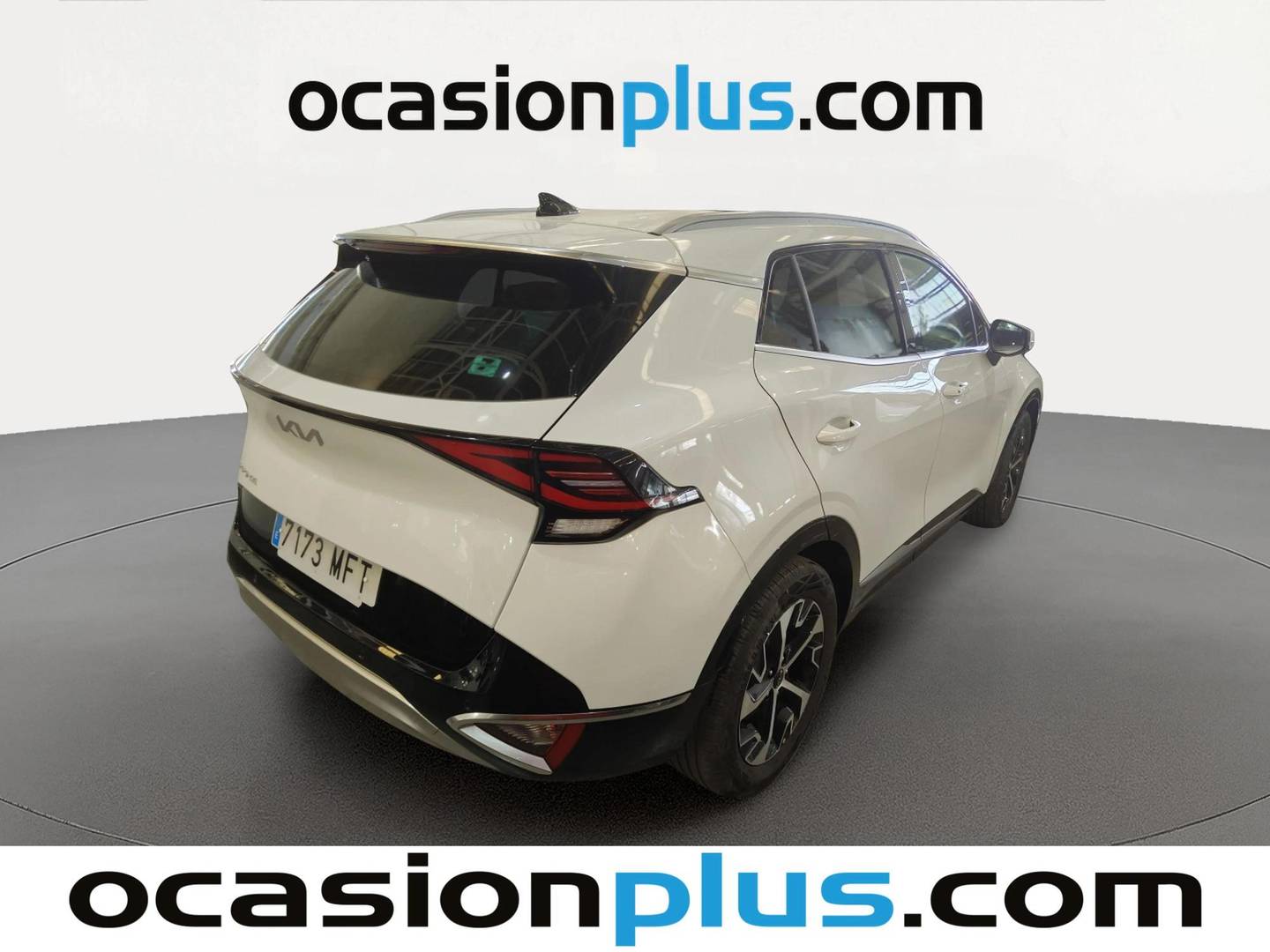Foto trasera KIA Sportage KIA Sportage 1.6 T-GDi MHEV Tech 4x2 (150 CV) derecha