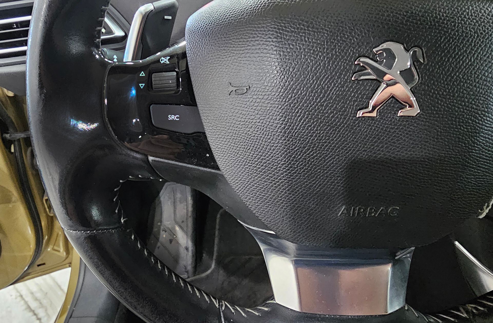 Peugeot 308 BlueHDi 130 Style EAT8 - foto 24