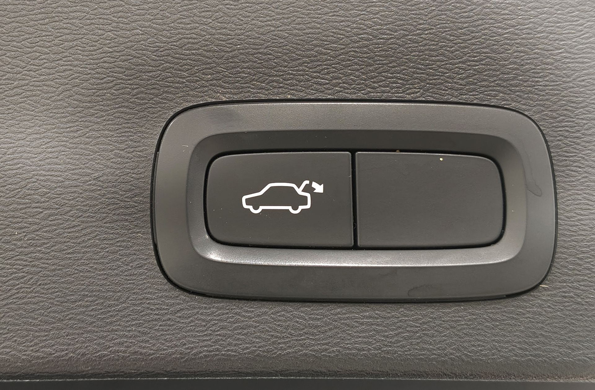Volvo XC40 T3 Momentum Pro - foto 18