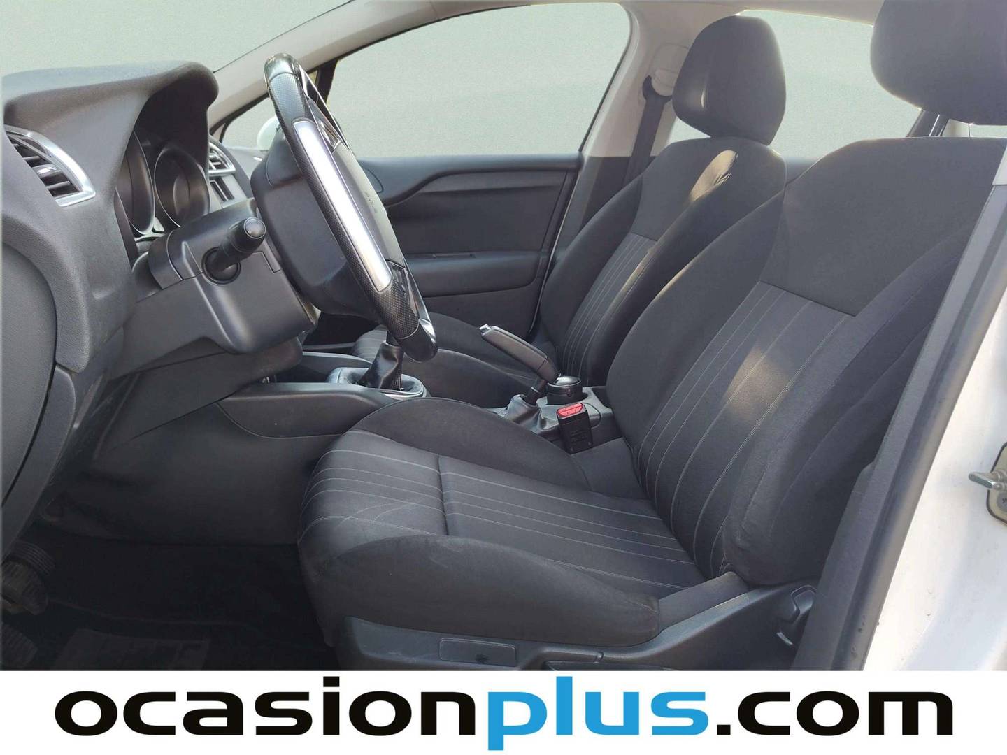 Foto asientos delanteros Citroën C4 Citroën C4 1.6 HDI Tonic  (92 CV)