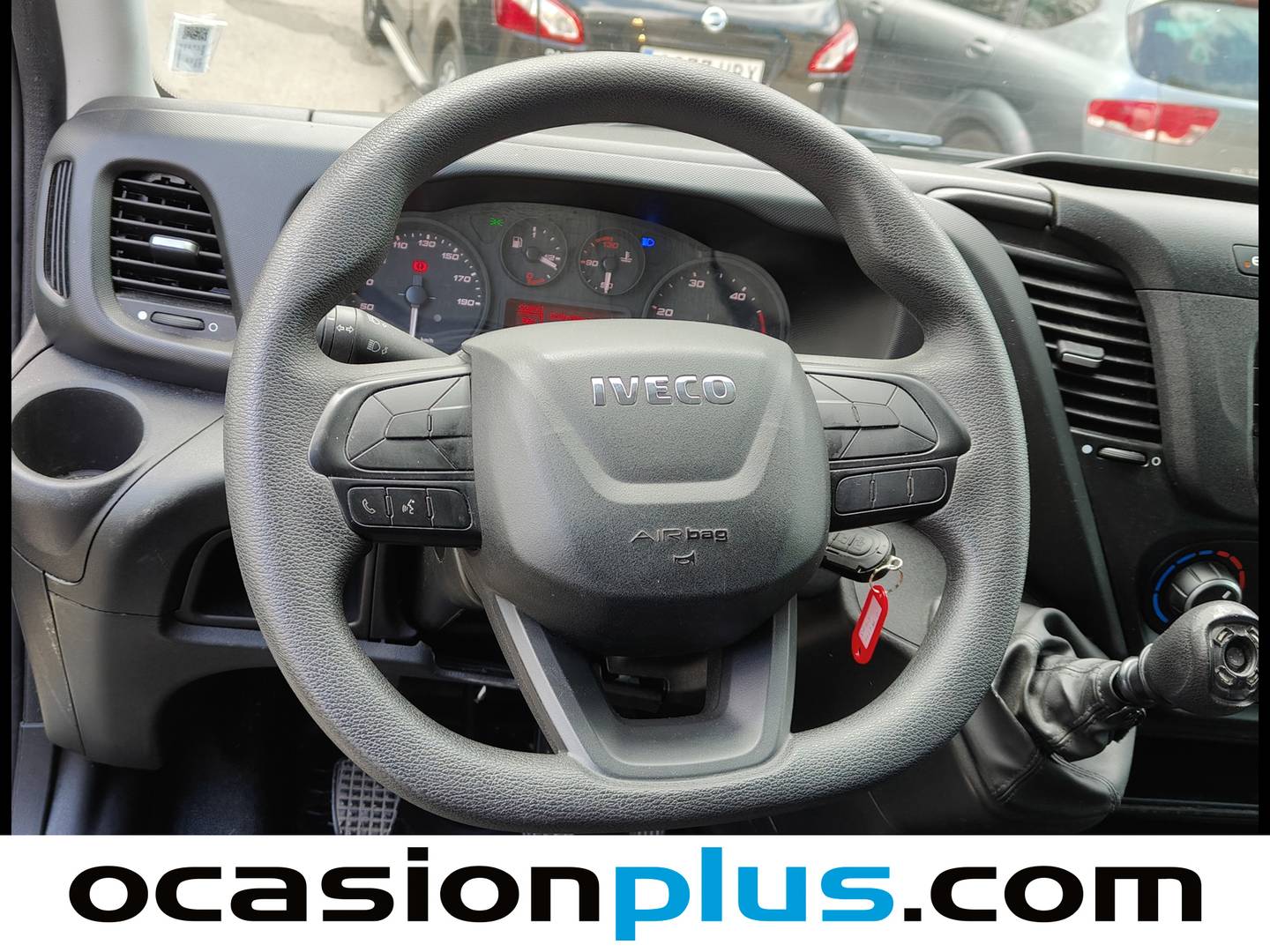 Extras y acabados del Iveco Daily Iveco Daily Furgon 35S 16 V 4100/H2 (156 CV)